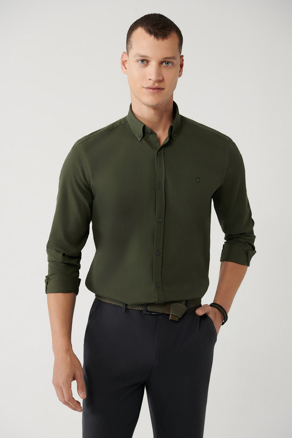 Avva Men's Dark Green Shirt Buttoned Collar 100% Cotton Corduroy Regular Fit