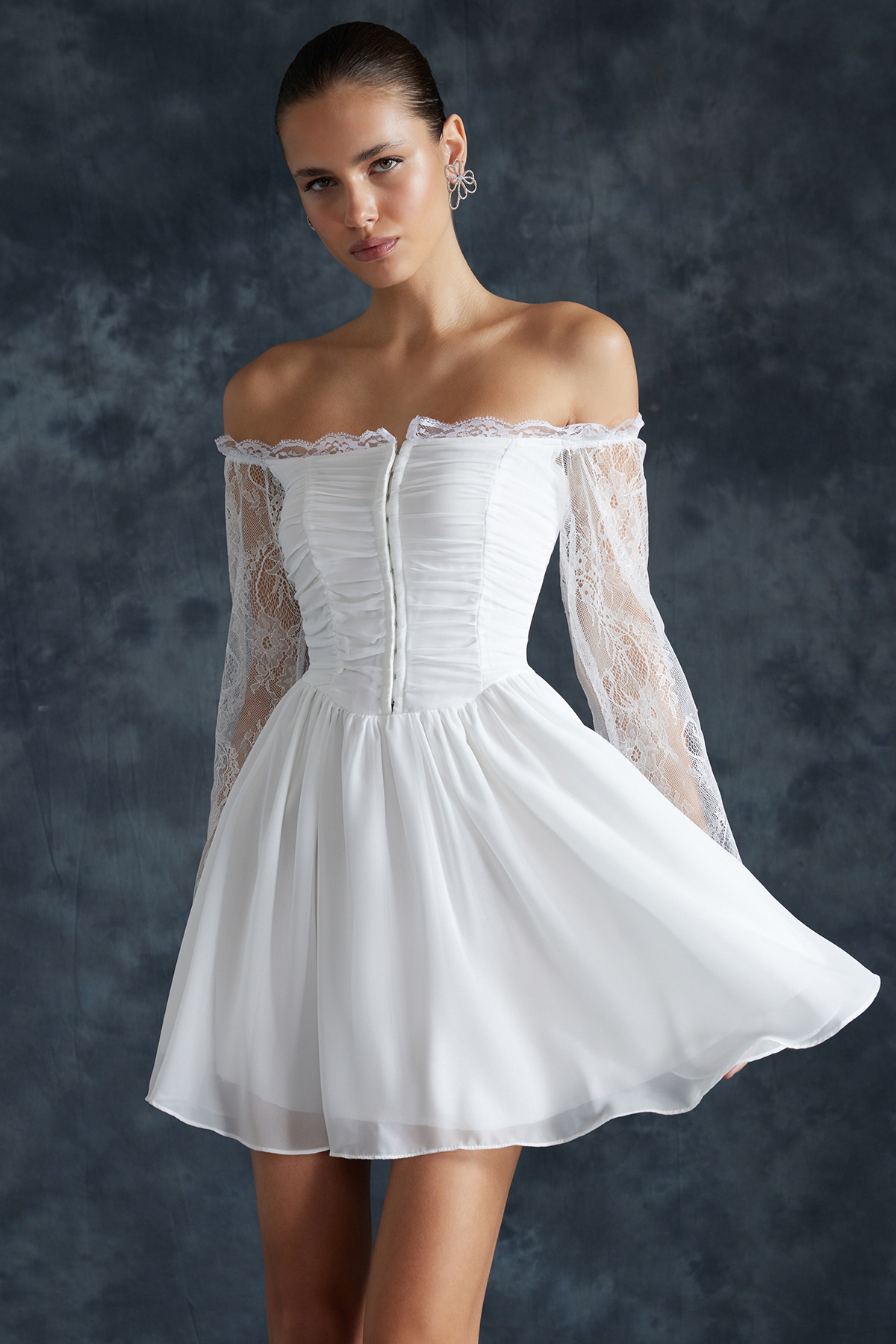 Levně Trendyol Bridal White Waist Opening/Skater Lining Agraphed Chiffon Wedding/Nikah Elegant Evening Dress