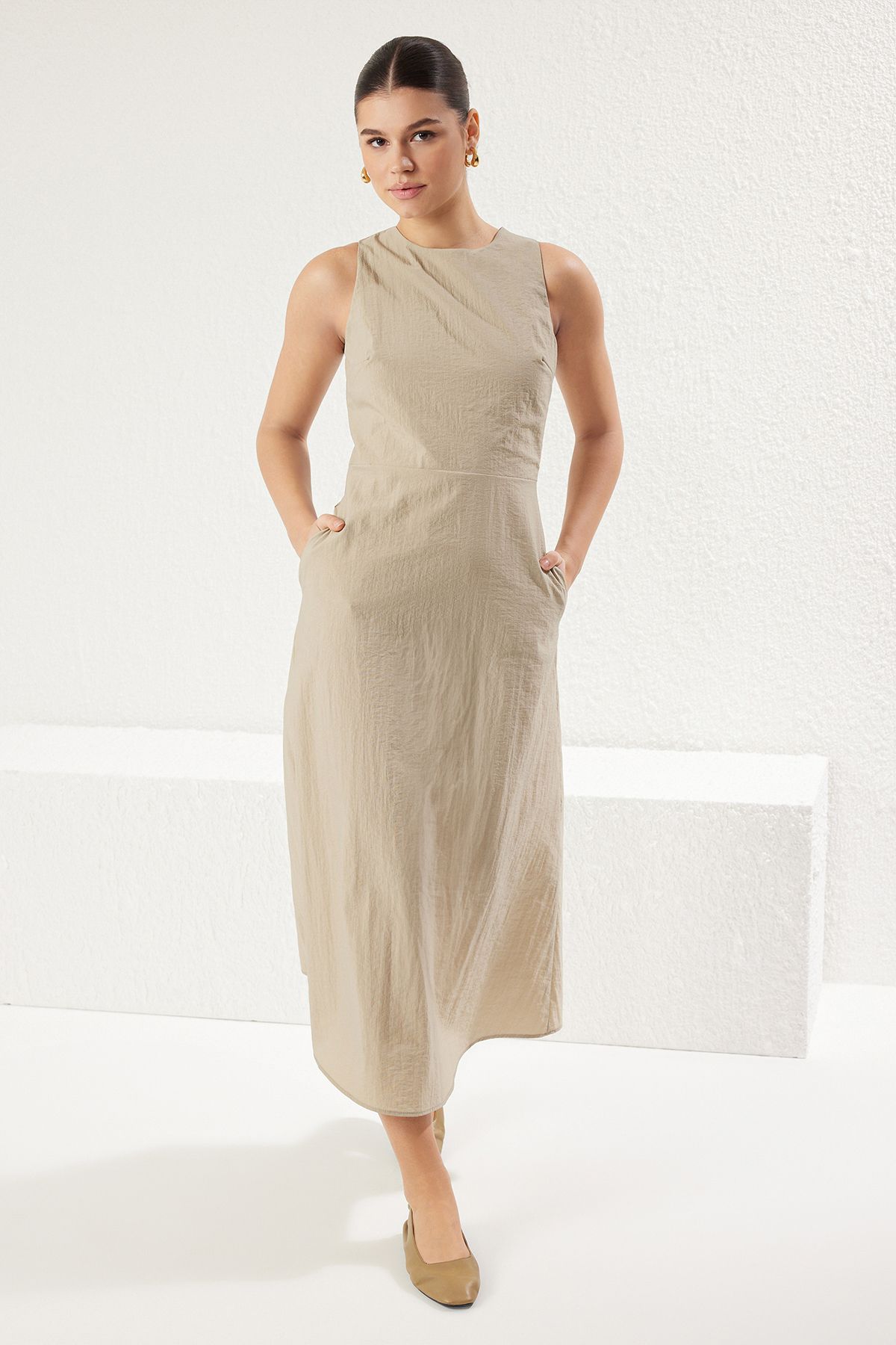 Trendyol Dark Beige A Cut Back Detail Midi Woven Dress