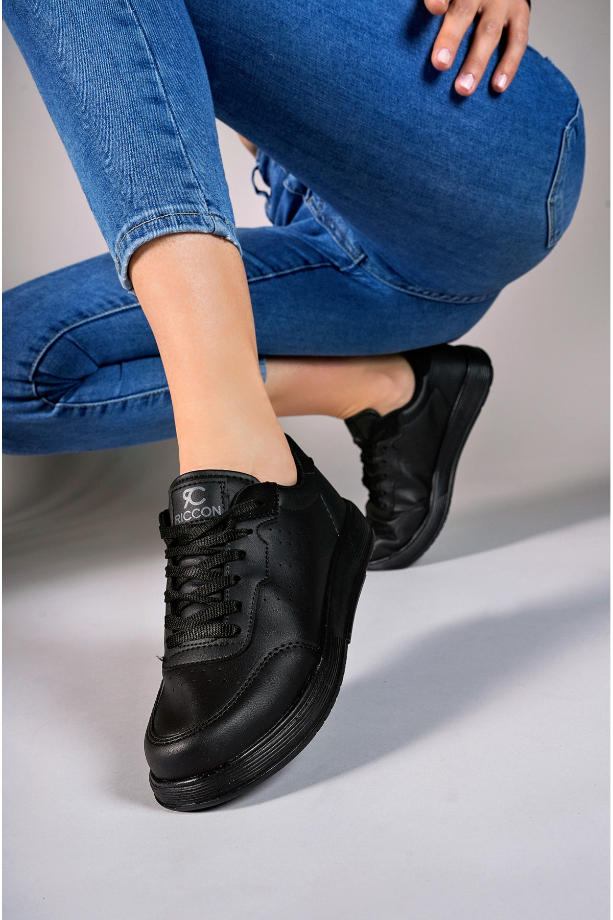Levně Riccon Glaweth Women's Sneaker 0012158 Black Black