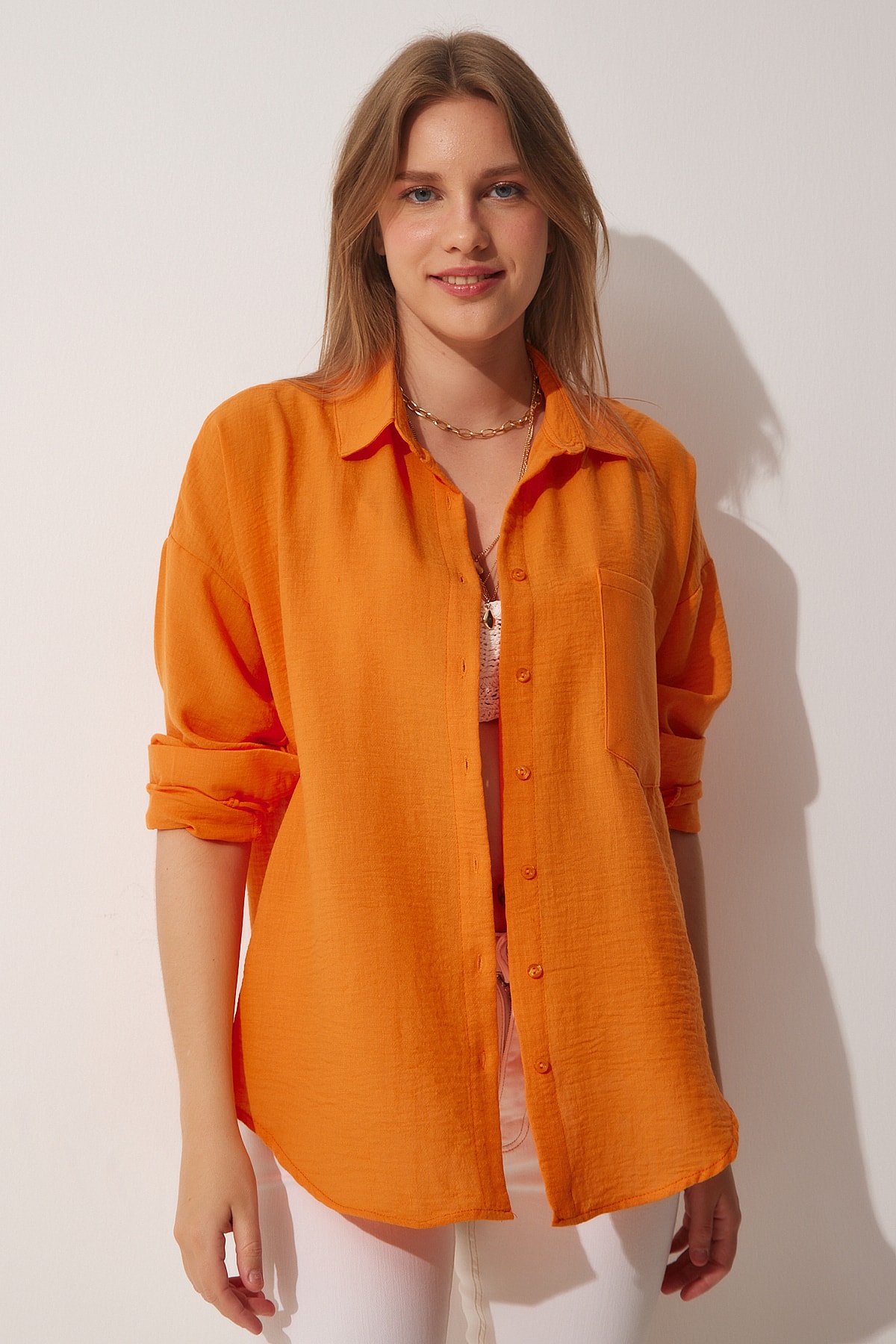 Levně Happiness İstanbul Women's Orange Oversize Linen Airon Shirt