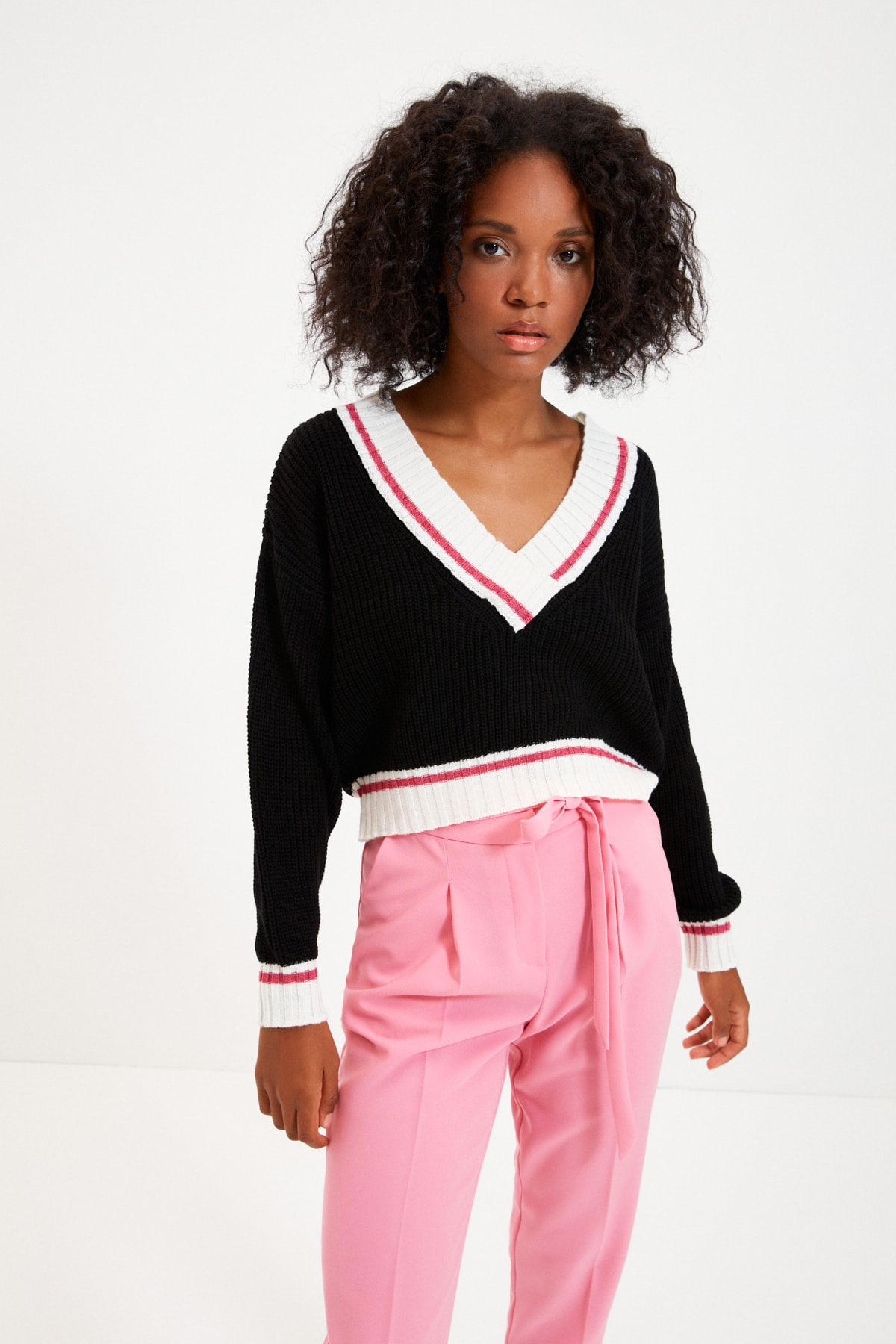 Trendyol Sweater - Black - Regular fit
