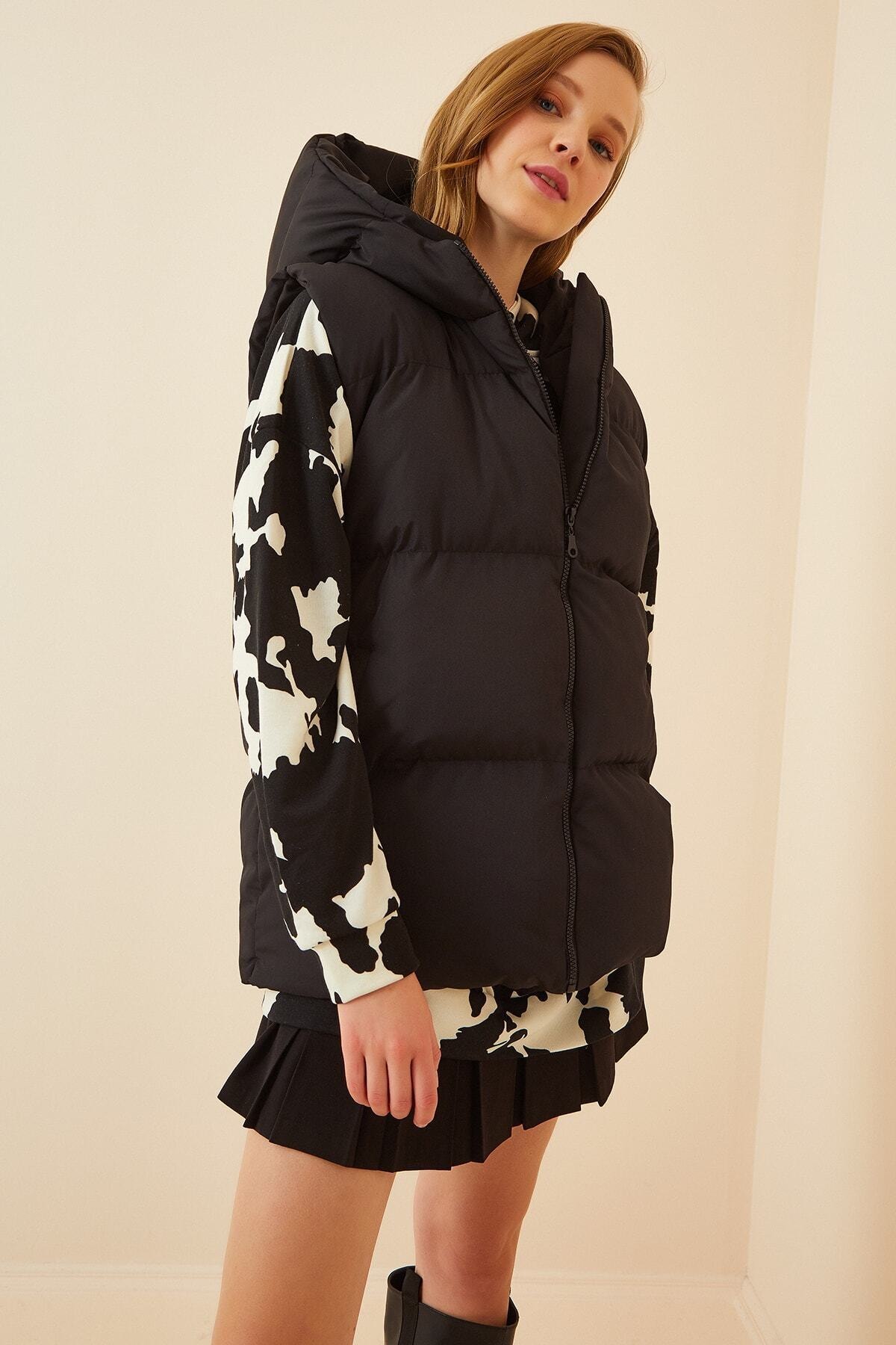 Vesta dama, Happiness İstanbul Oversized