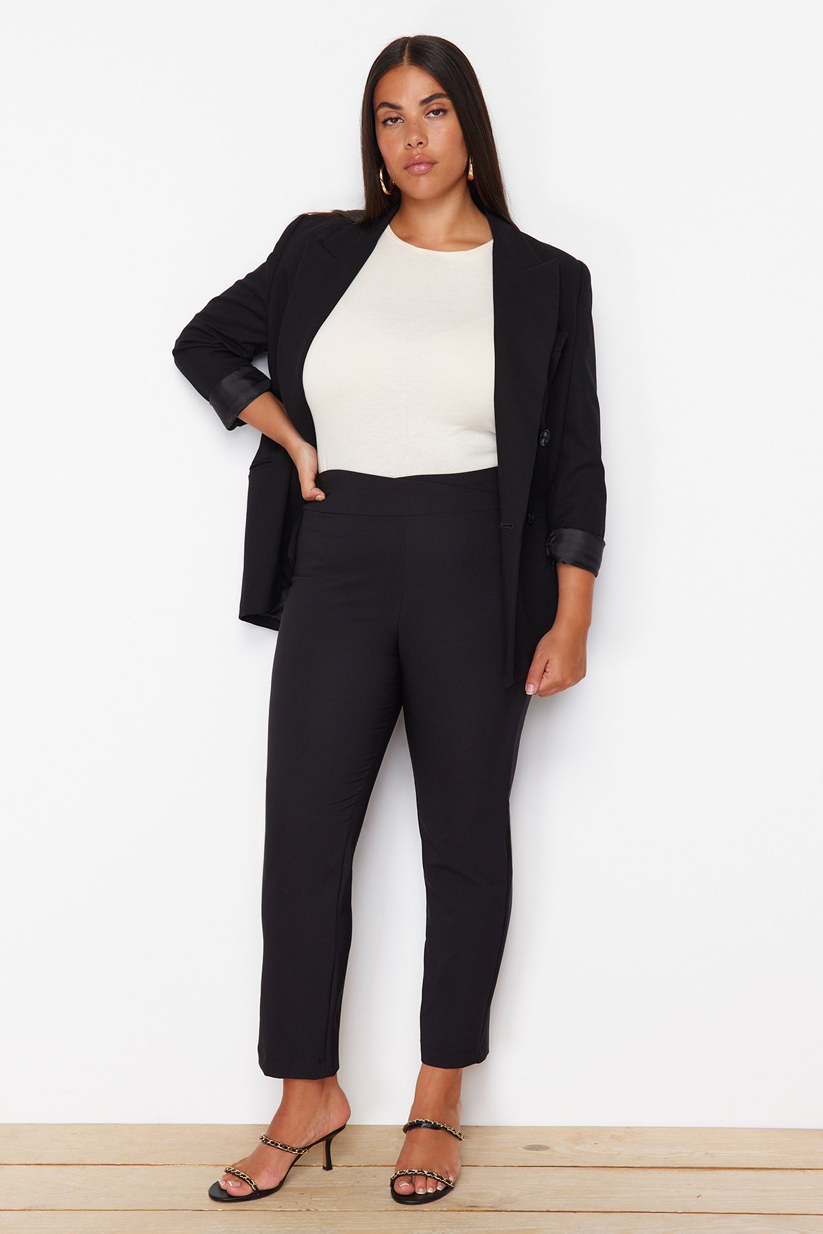 Trendyol Curve Black Cigarette Ribbed Waist Detailed Woven Plus Size Fabric Trousers
