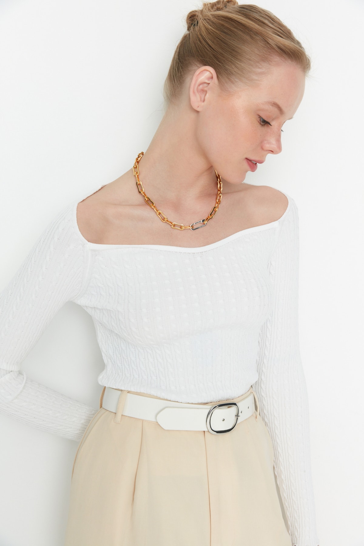Trendyol Sweater - Ecru - Regular fit
