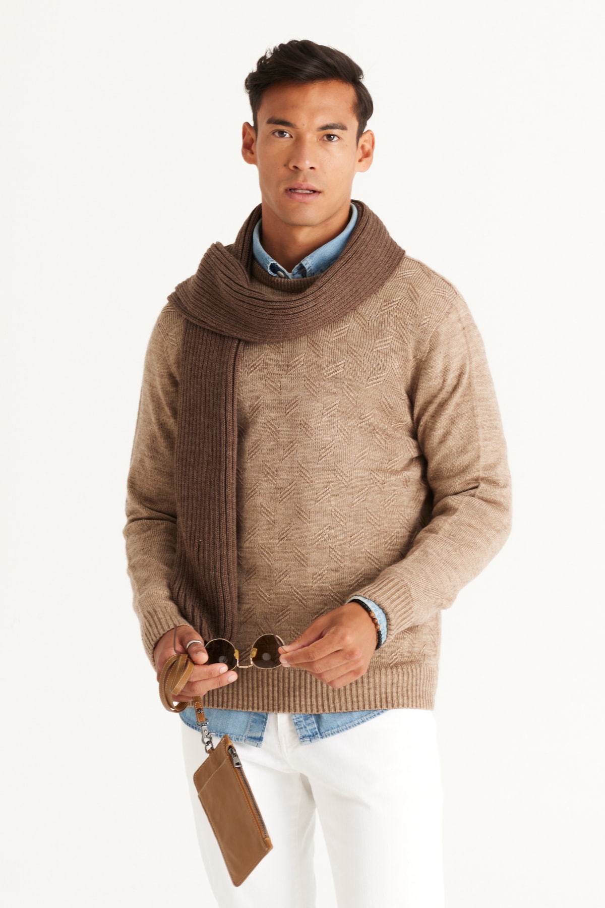 Levně AC&Co / Altınyıldız Classics Men's Mink Standard Fit Normal Cut Crew Neck Jacquard Knitwear Sweater.