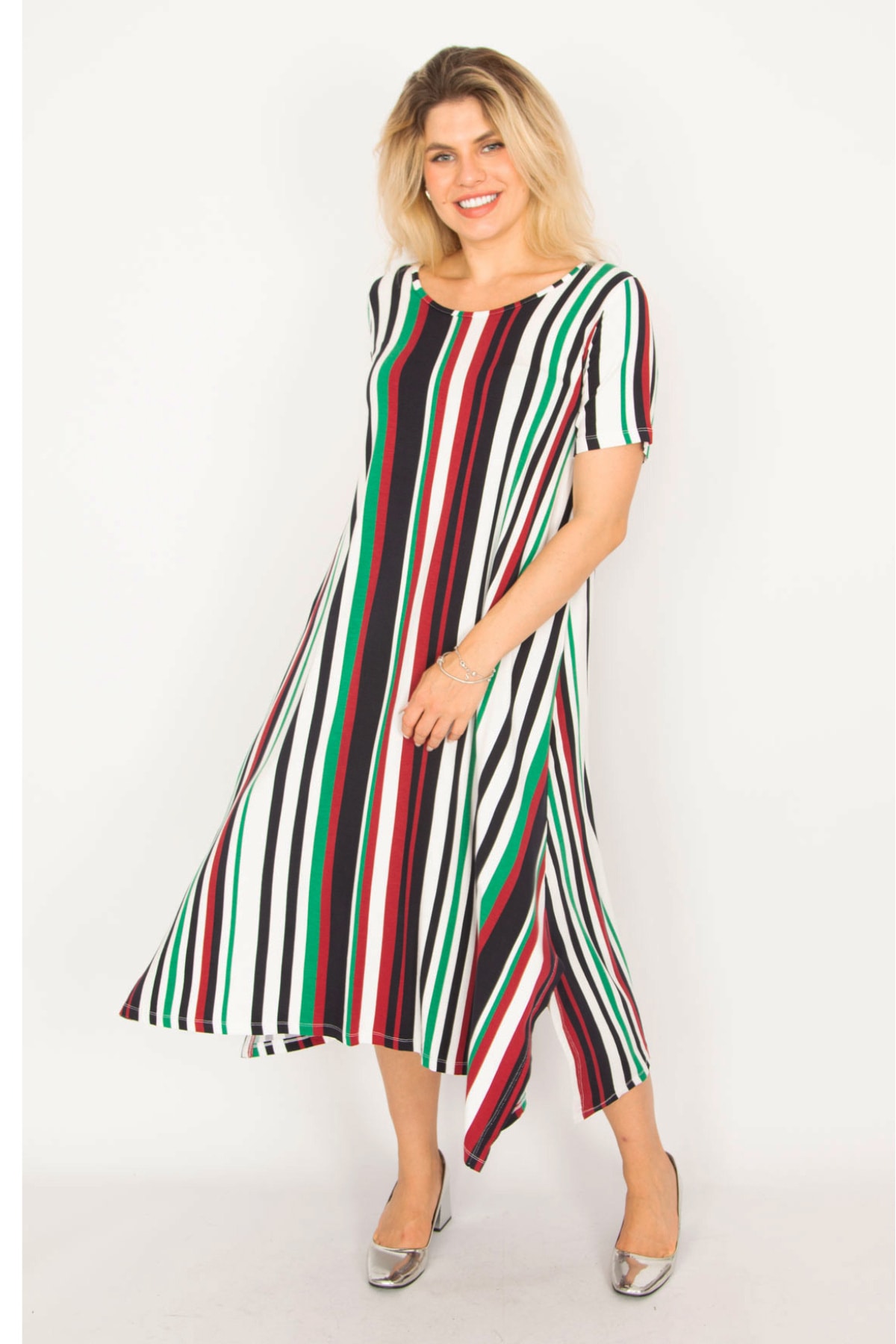 Levně Şans Women's Plus Size Colorful Long Dress with Side Slits