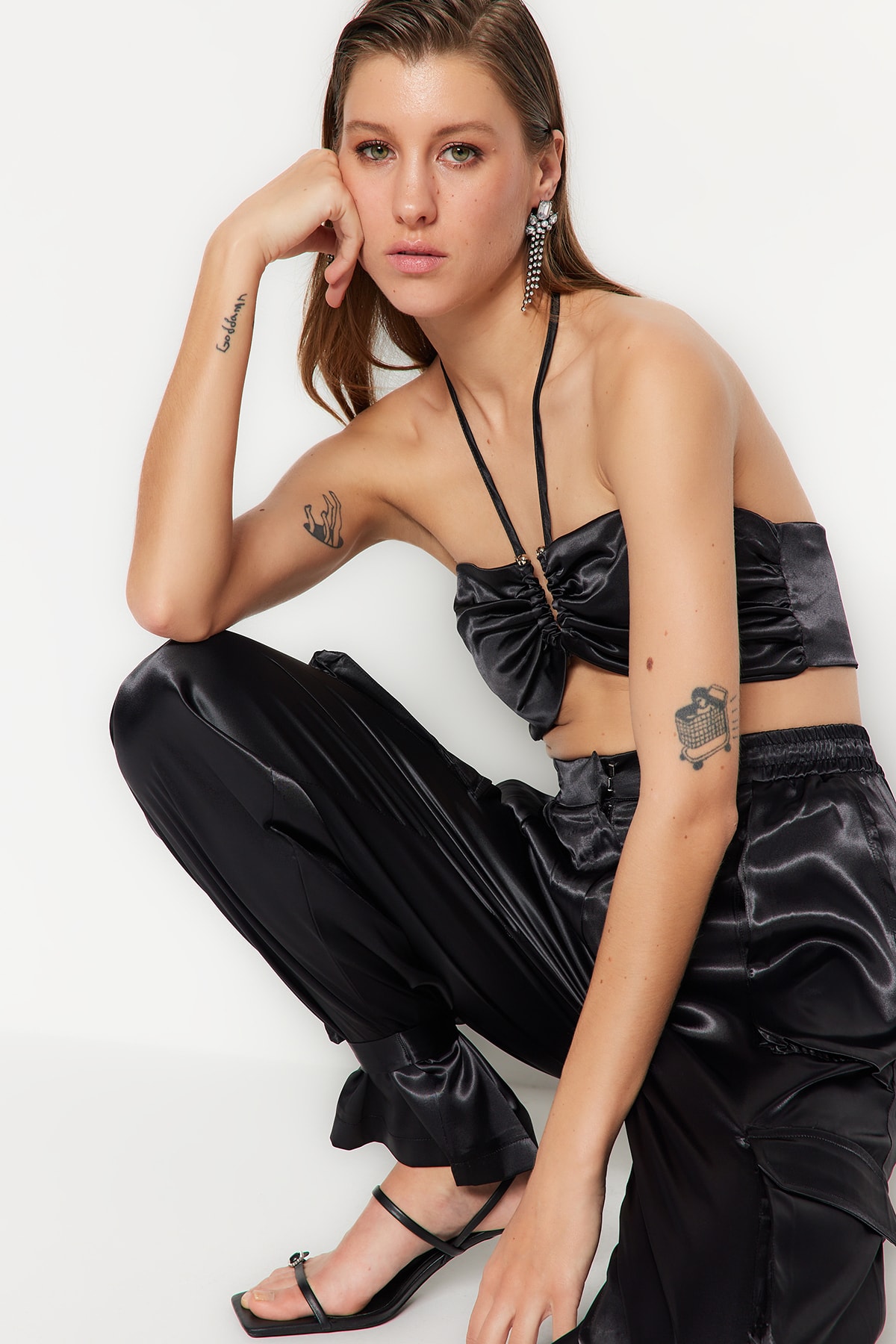Trendyol Crop Top - Black - Plain