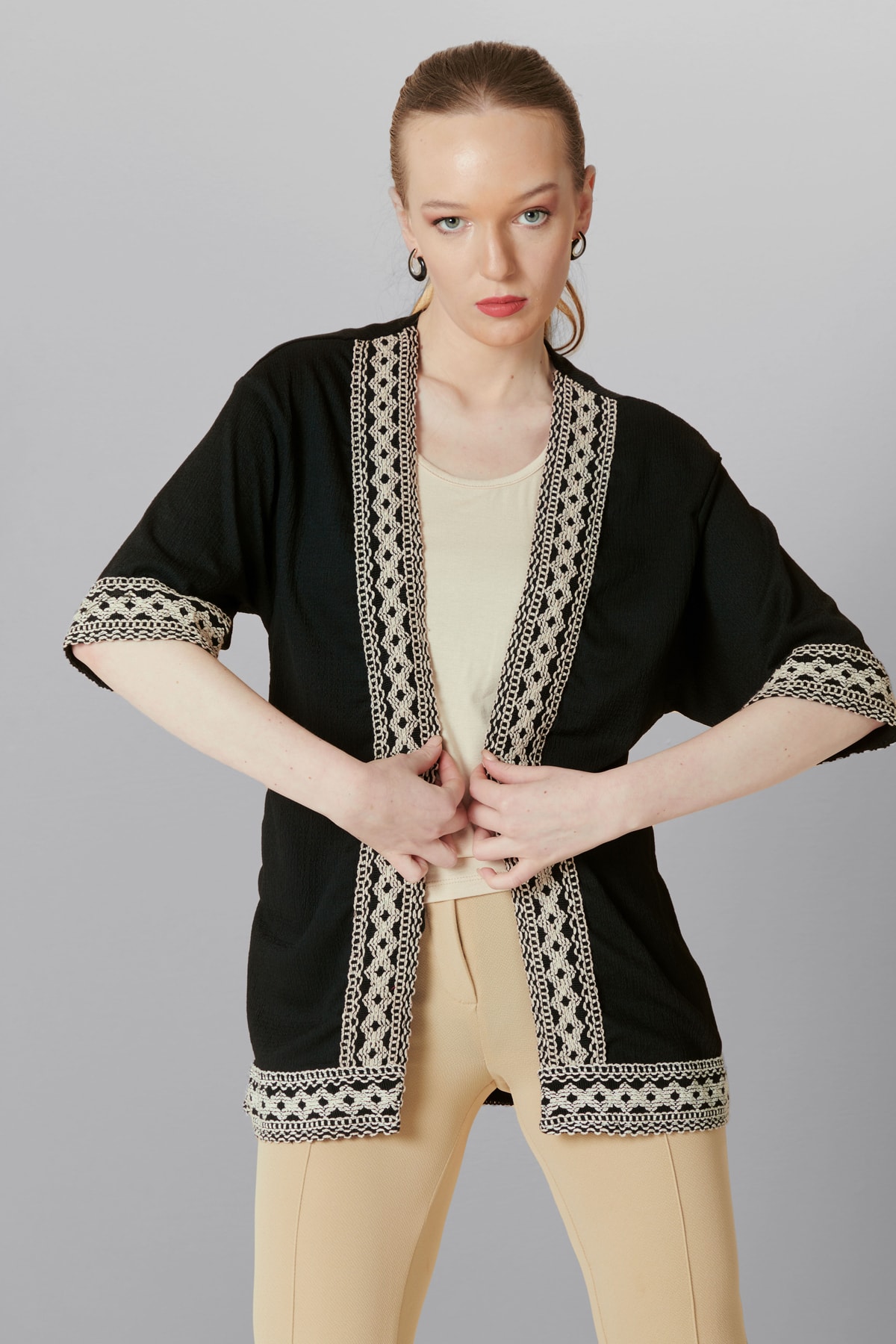 HAKKE Women's Ribbon Detailed Textured Kaftan Kimono