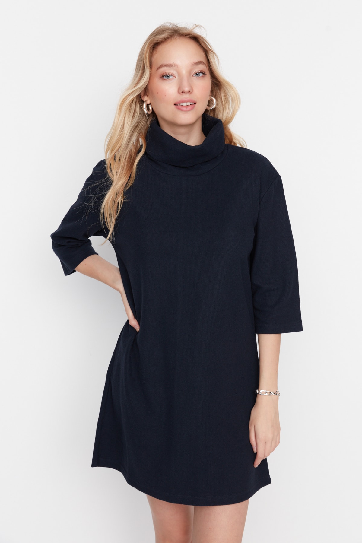 Women's dress Trendyol Knitted