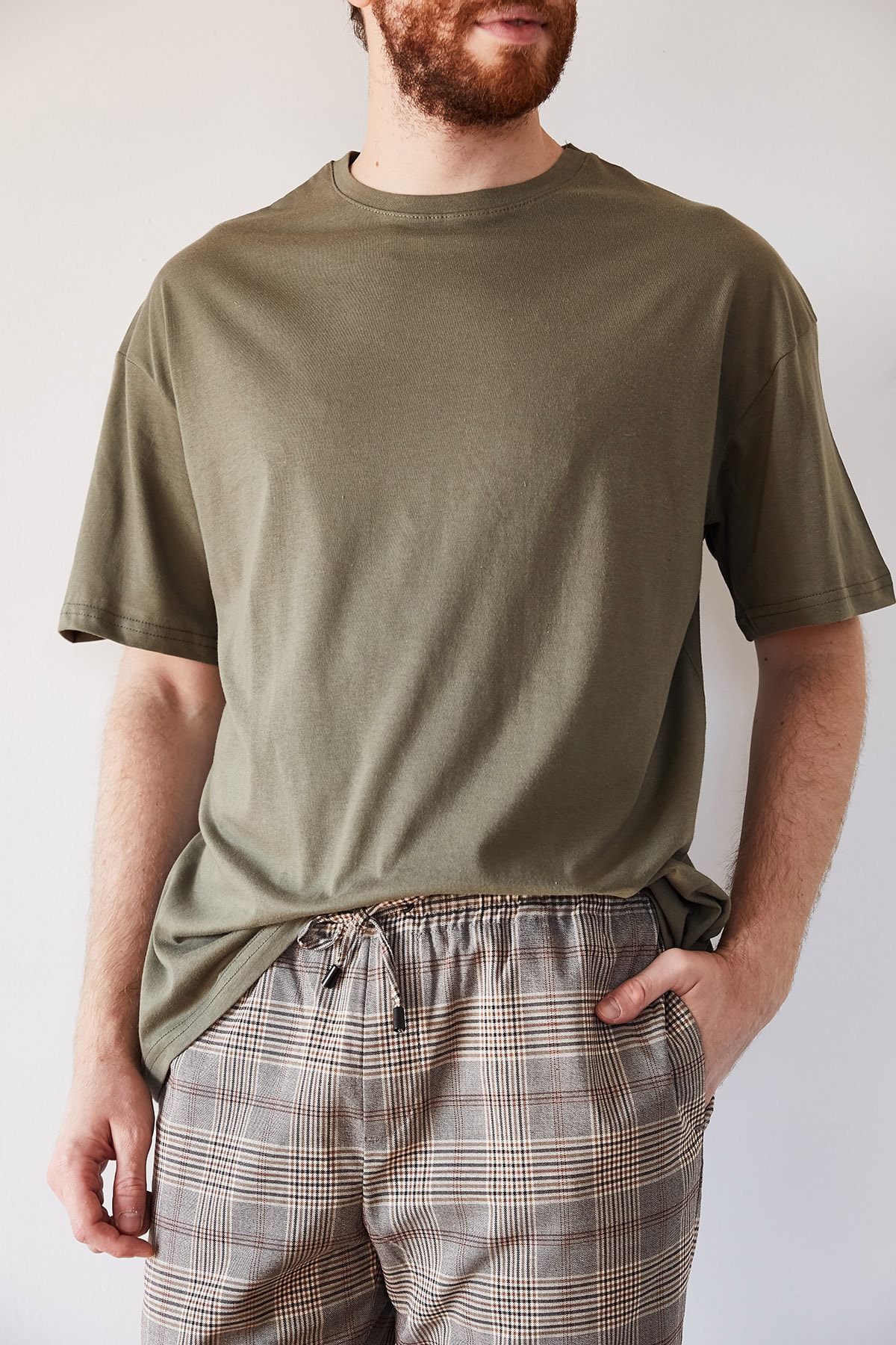 XHAN Men's Khaki Basic Wide Cut Oversize T-shirt 1kxe1-44215-09