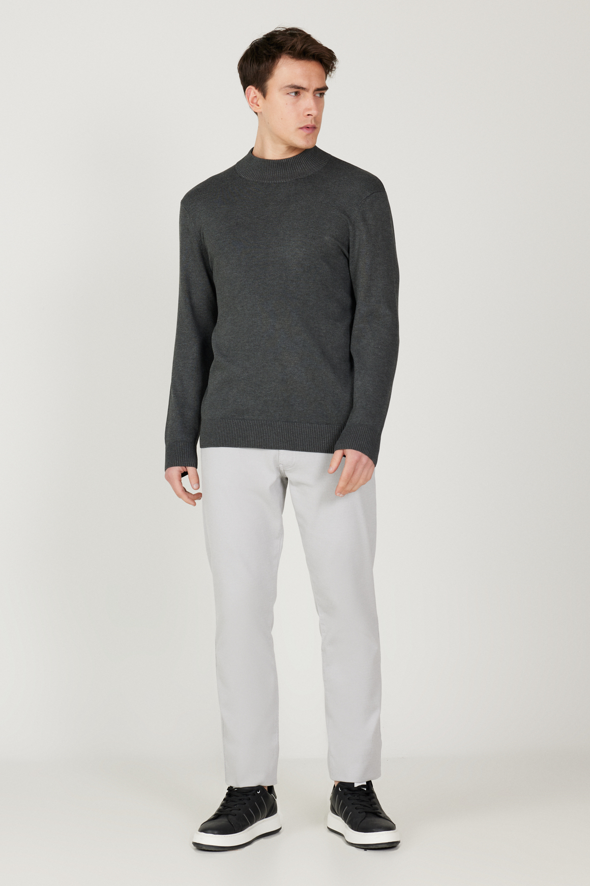 Levně ALTINYILDIZ CLASSICS Men's Anthracite-Melange Standard Fit Normal Cut Half Turtleneck Knitwear Sweater