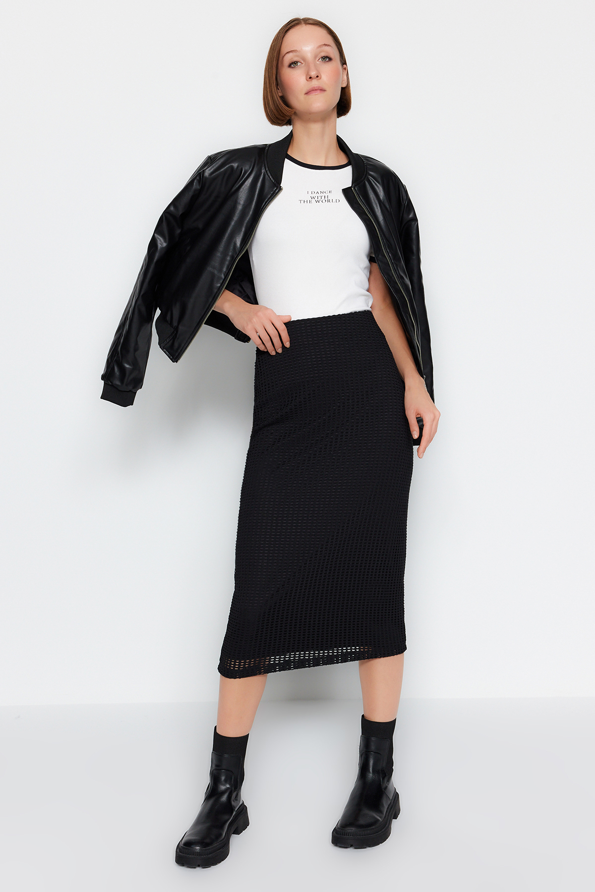 Levně Trendyol Black Midi Lined Mesh Fabric High Waist Knitted Skirt