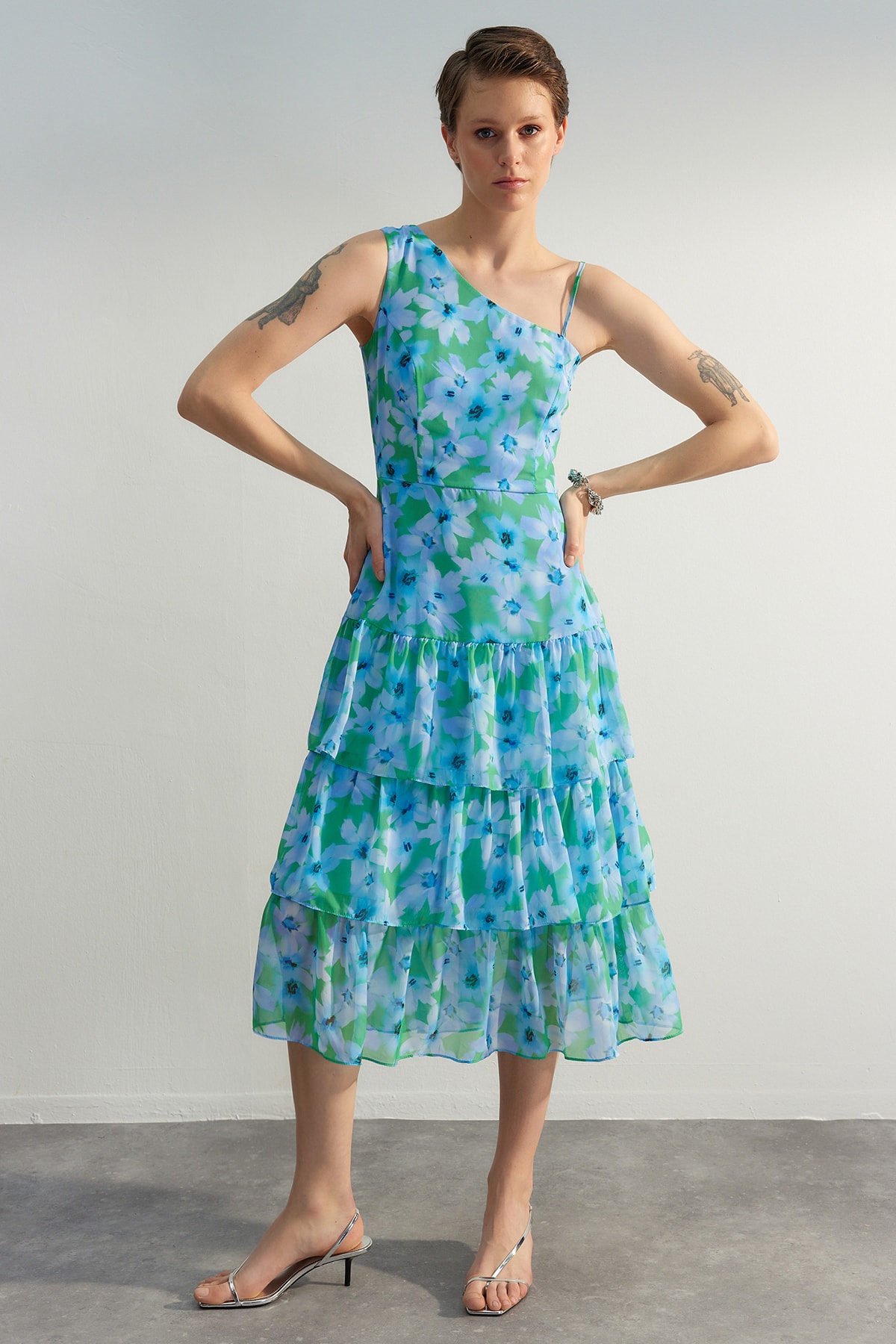 Rochie Trendyol Blue cu volane pe un singur umăr