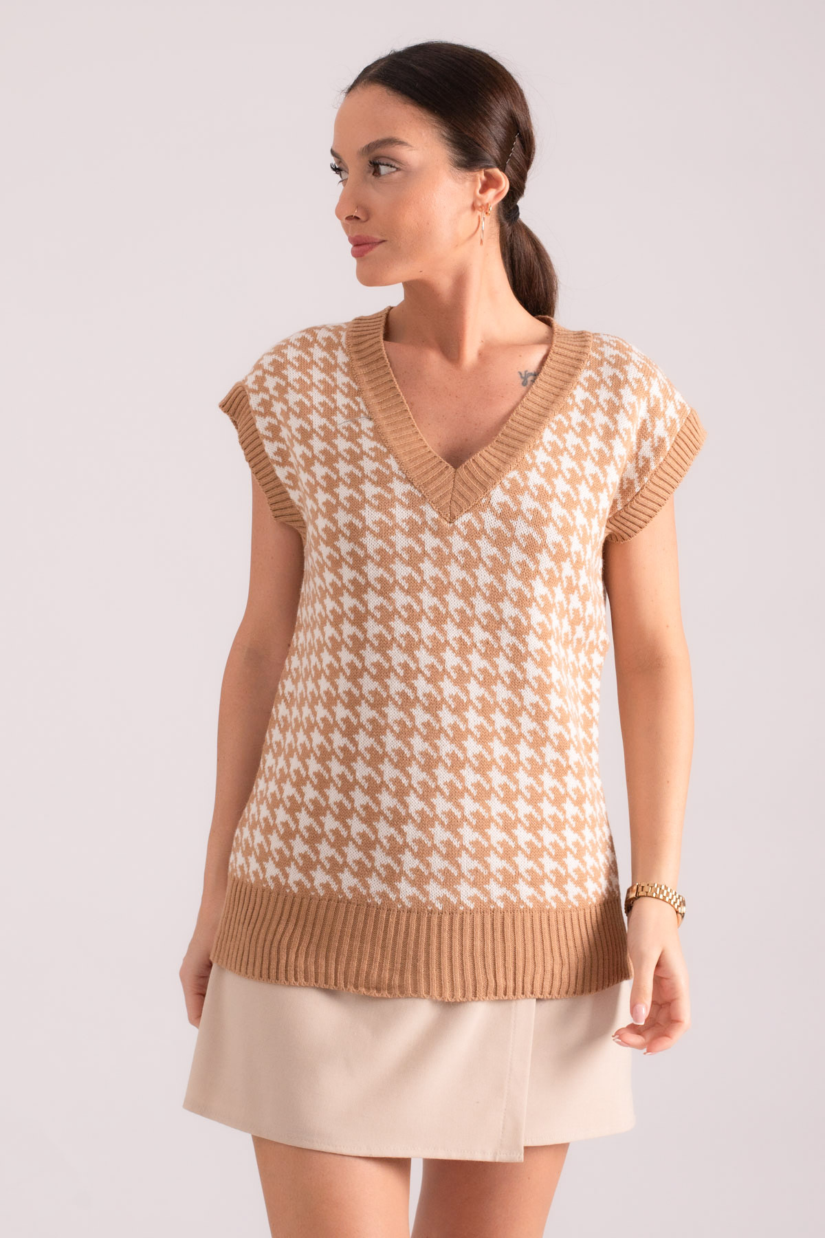 armonika Women's Mink V Neck Houndstooth Pattern Sweater