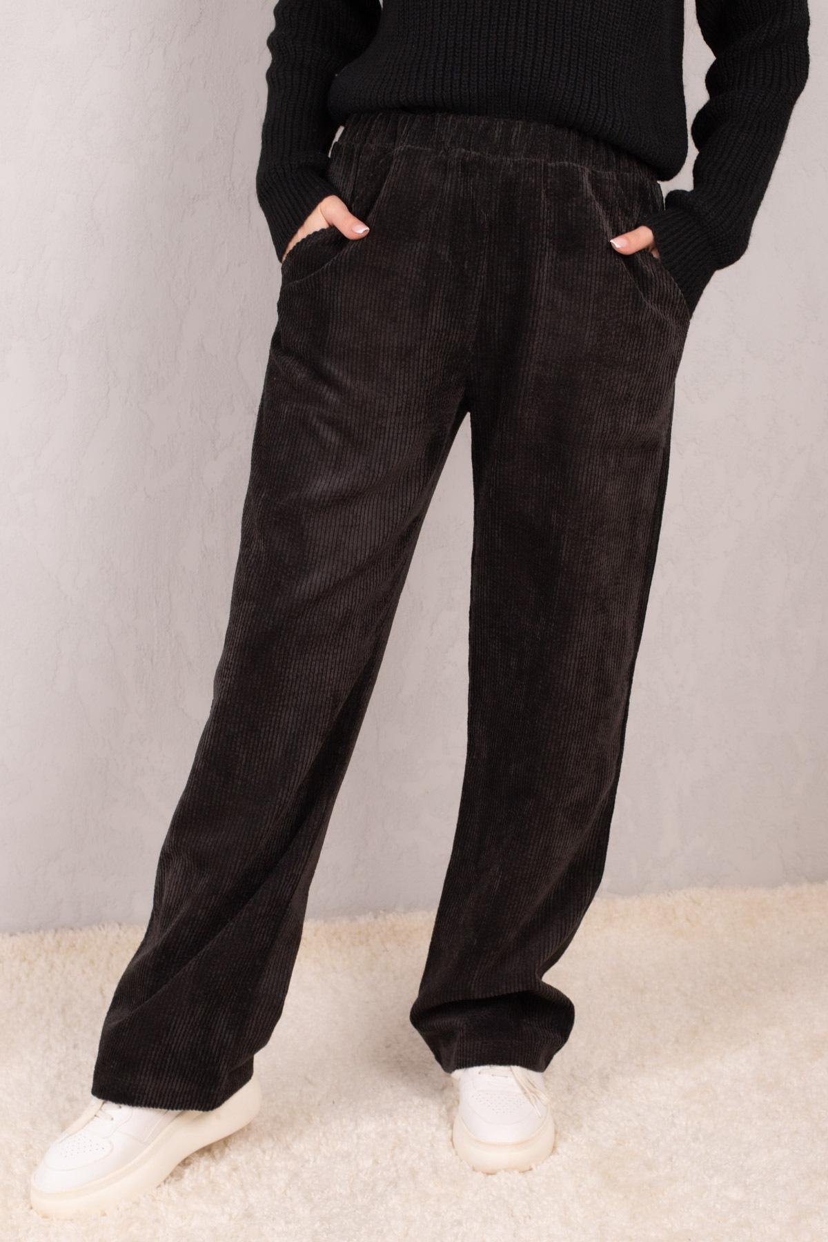 armonika Women's Black Elastic Waist Pocket Wide Leg Velvet Trousers