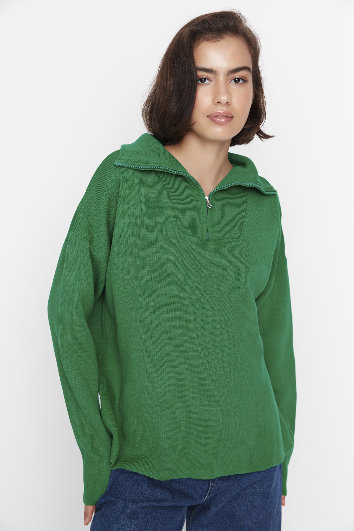 Trendyol Green Wide Fit Zippered Basic Knitwear Sweater
