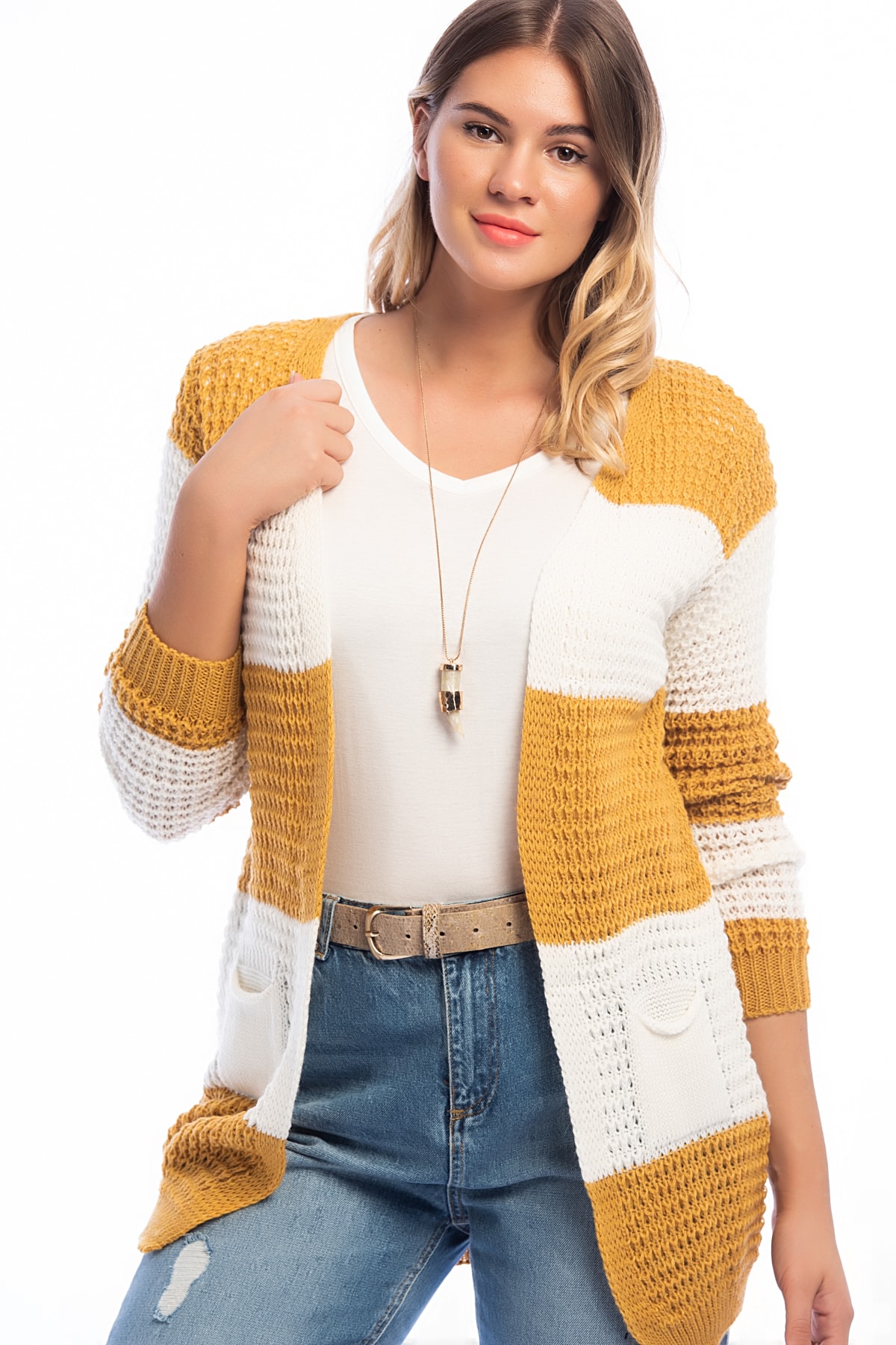 Levně Şans Women's Plus Size Mustard Openwork Knit Colored Cardigan