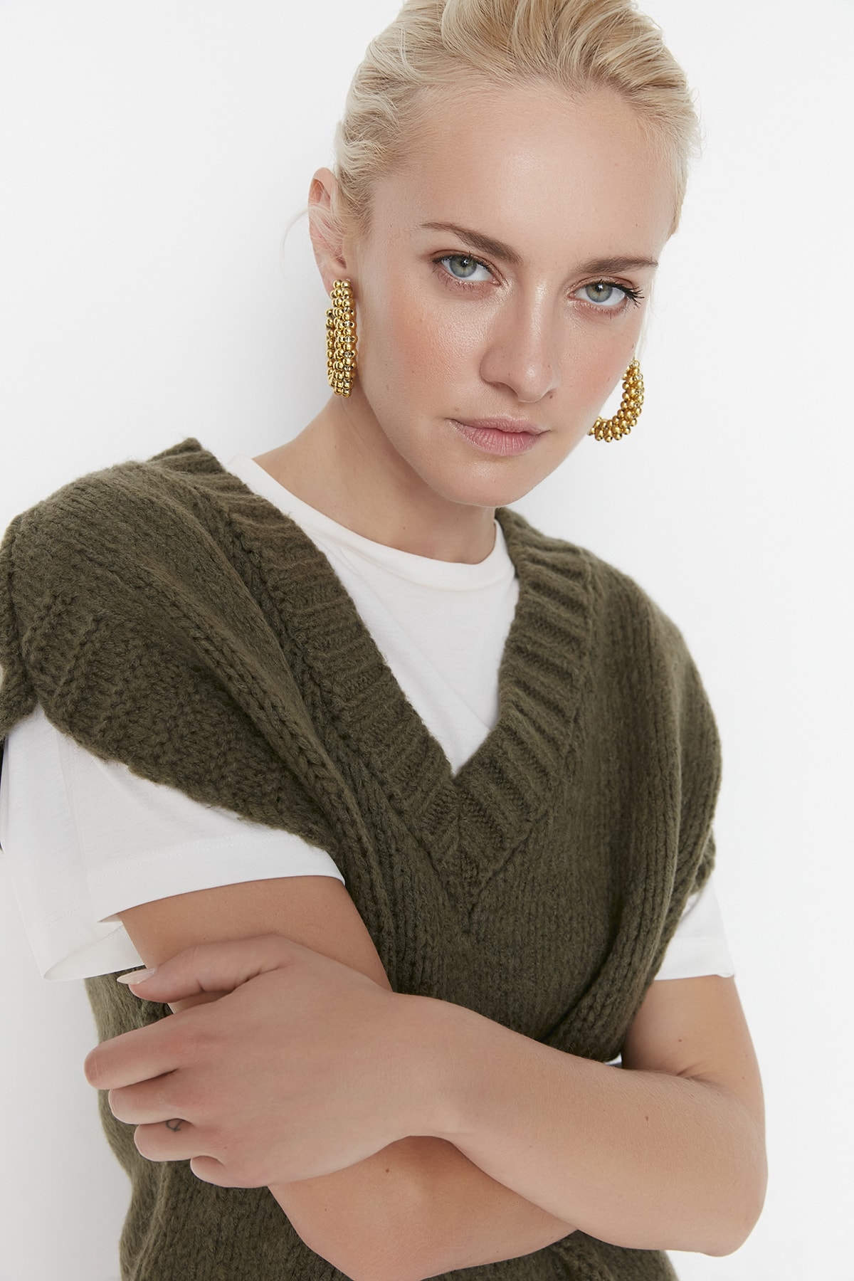 Trendyol Sweater Vest - Khaki - Regular fit