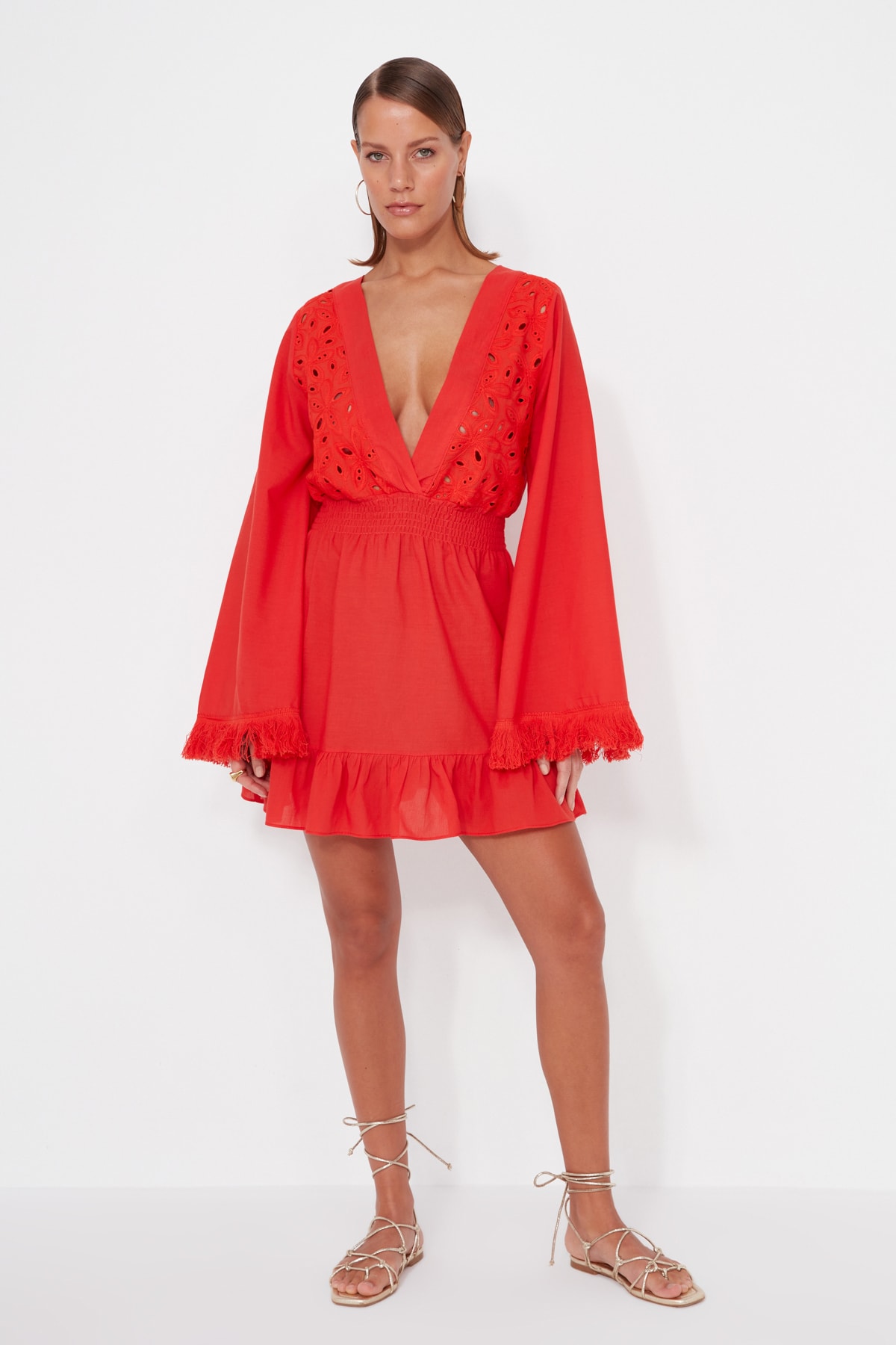 Trendyol červené mini tkané čipkované plážové šaty, 100% bavlna