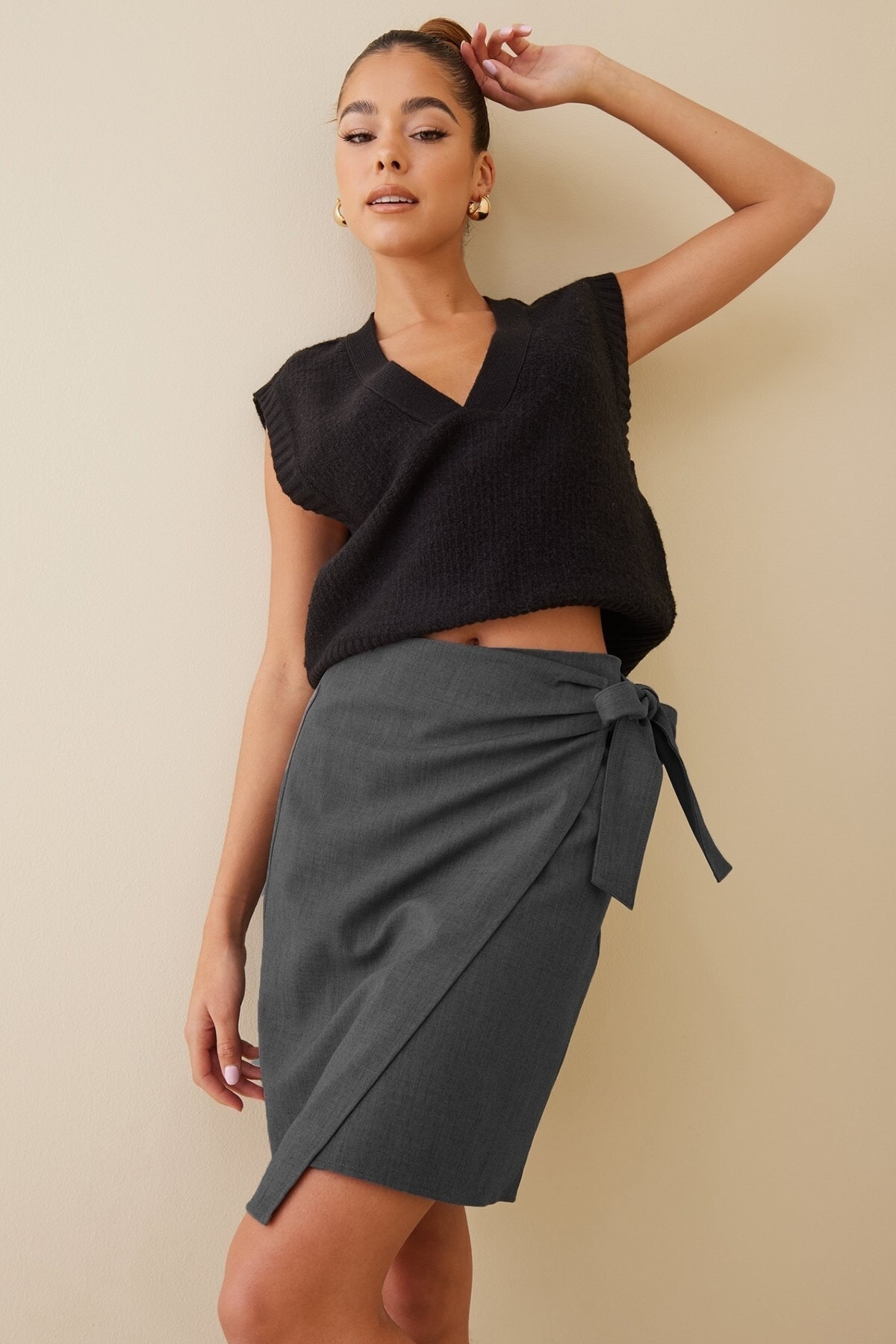 Levně Madmext Women's Anthracite Basic Tie Fabric Skirt