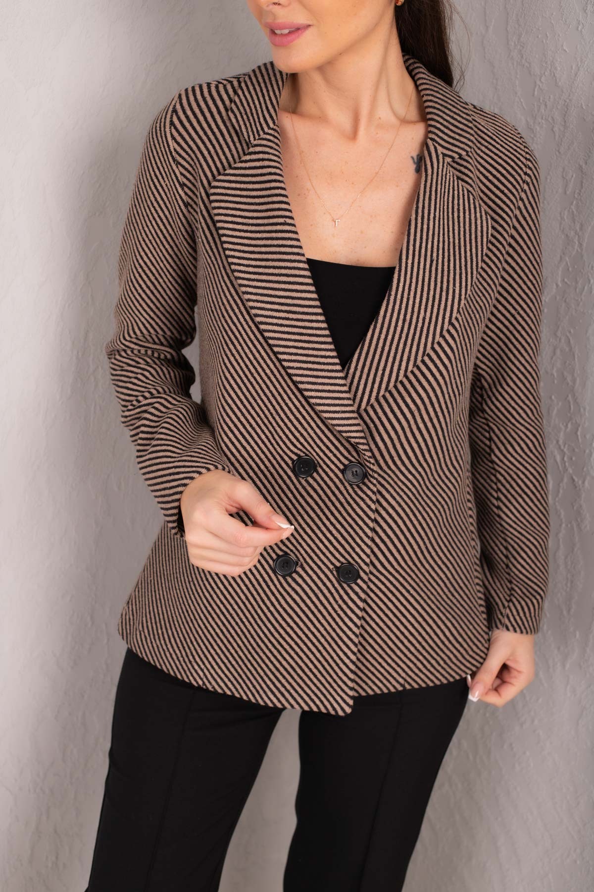 armonika Women's Mink Stripe Patterned Four Button Cachet Jacket