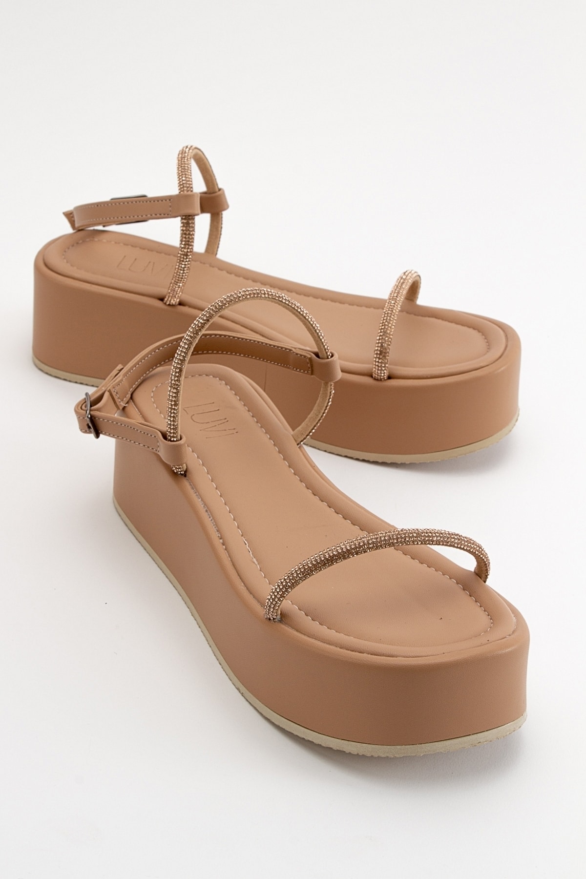 Levně LuviShoes Ekos Women's Beige Sandals