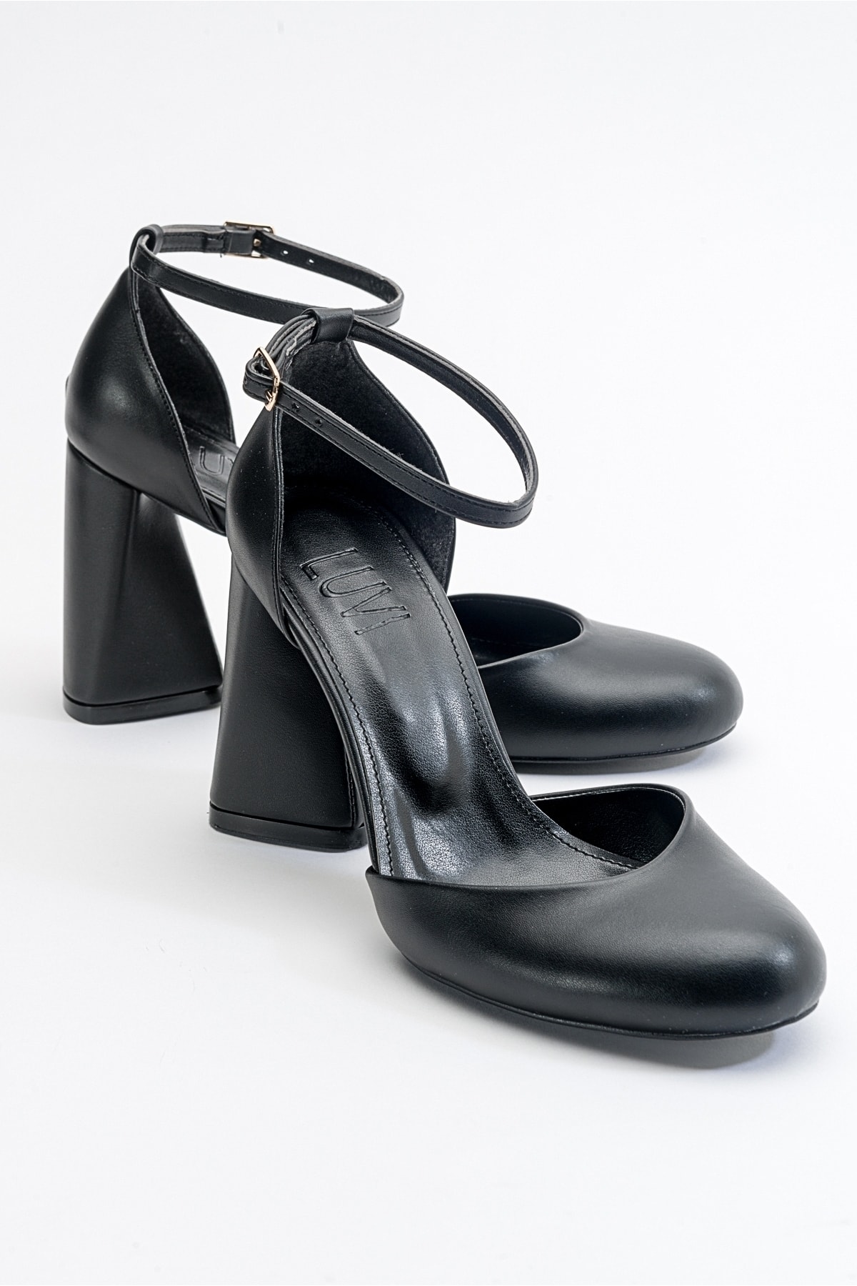 Levně LuviShoes Oslo Black Skin Women's Heeled Shoes