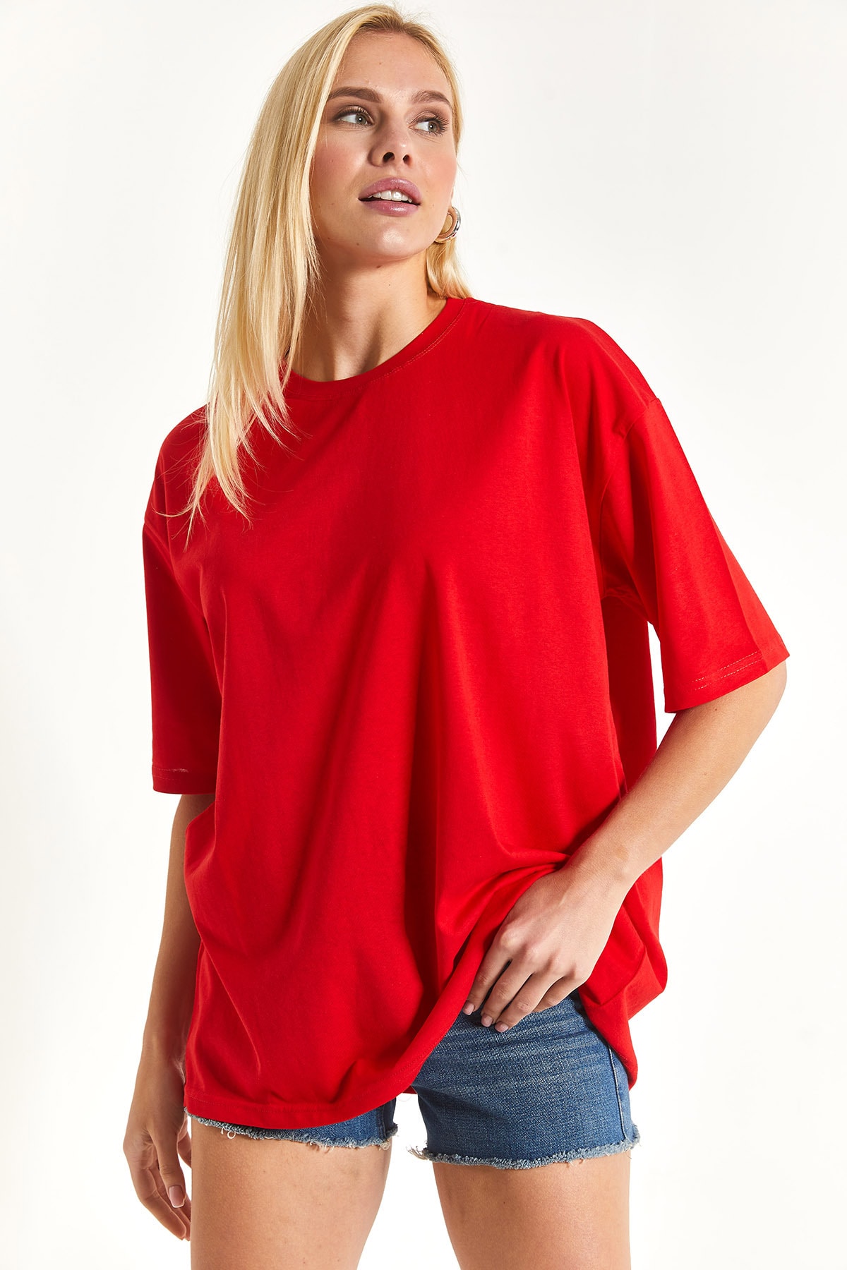 armonika Women's Red Round Collar Oversize T-shirt