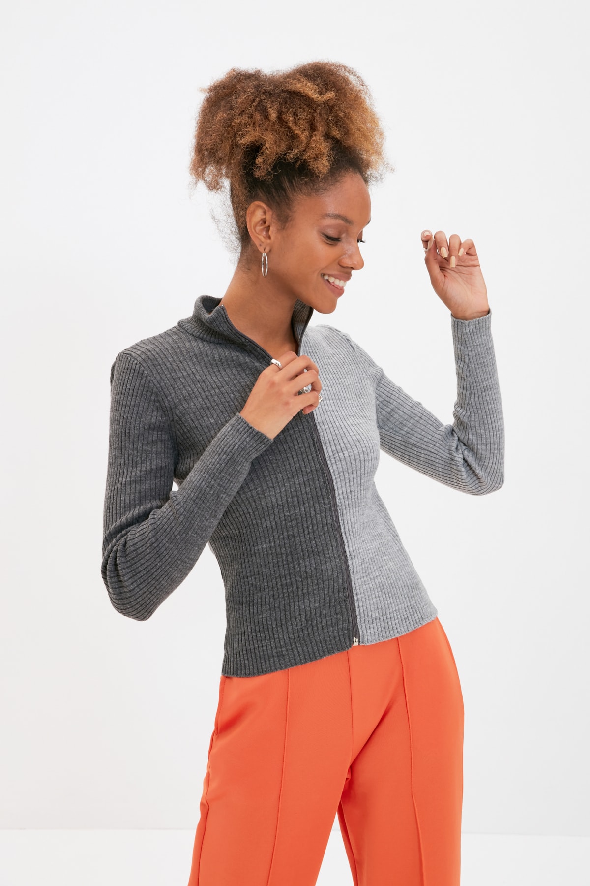 Trendyol Anthracite Color Block Zipper Detailed Knitwear Cardigan