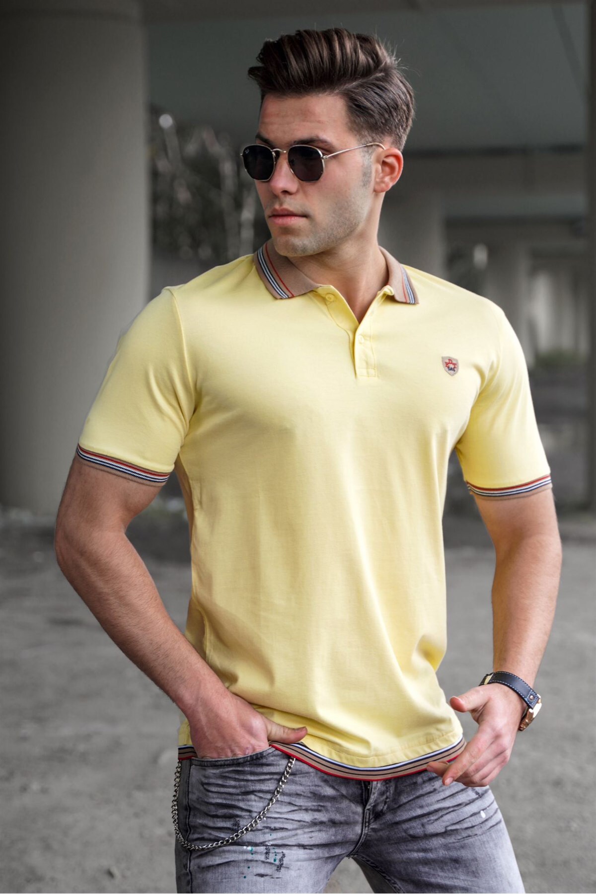 Levně Madmext Men's Yellow Polo Neck T-Shirt 5116