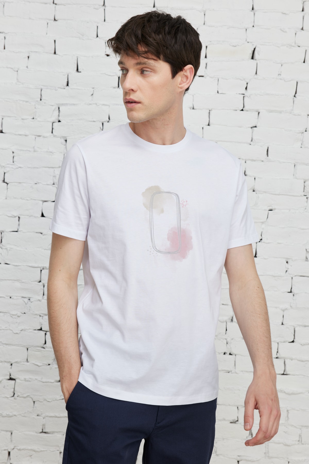 Levně ALTINYILDIZ CLASSICS Pánské bílé slim fit slim fit tričko s výstřihem 100% bavlna s předním potiskem