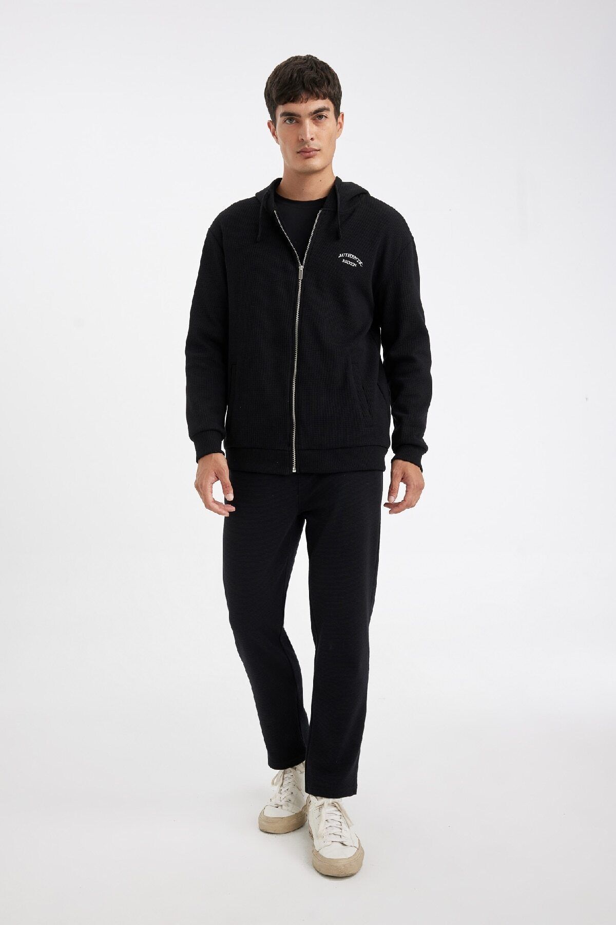 DEFACTO Slim Fit Slim Cut Waist Tie Pocket Straight Leg Sweatpants
