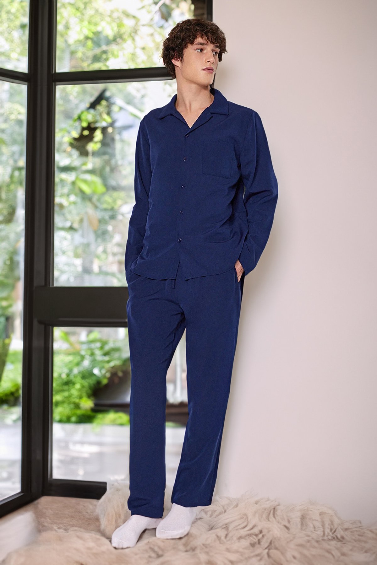 Levně Trendyol Navy Blue Regular Fit Plaid Woven Pajamas Set