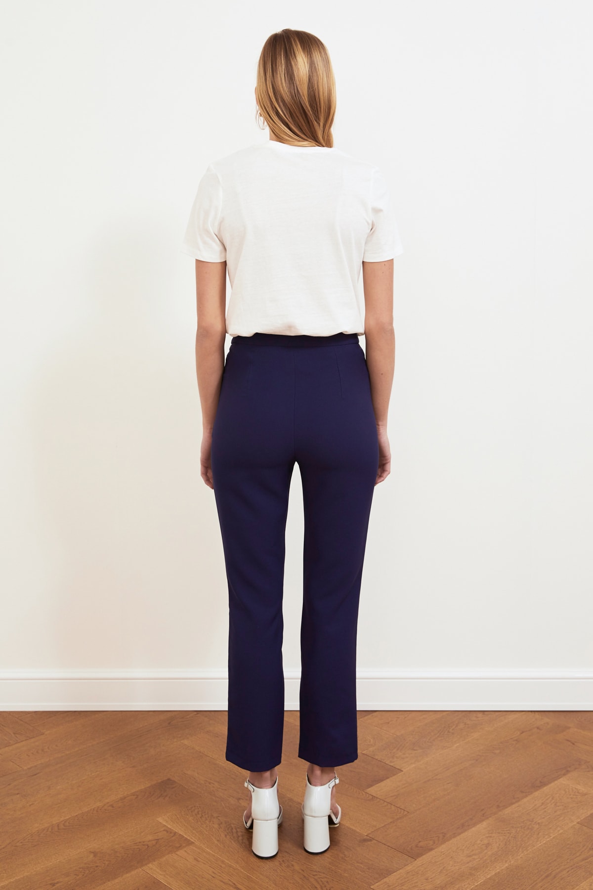 Pantaloni dama, Trendyol Cigarette