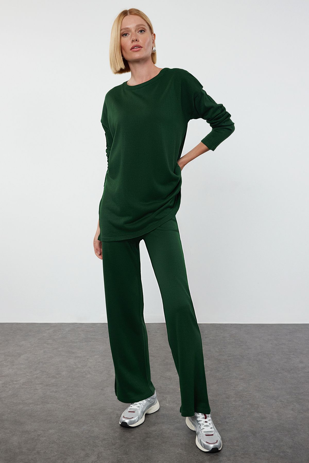 Trendyol Dark Green Basic Crew Neck Trousers Knitwear Bottom-Top Set