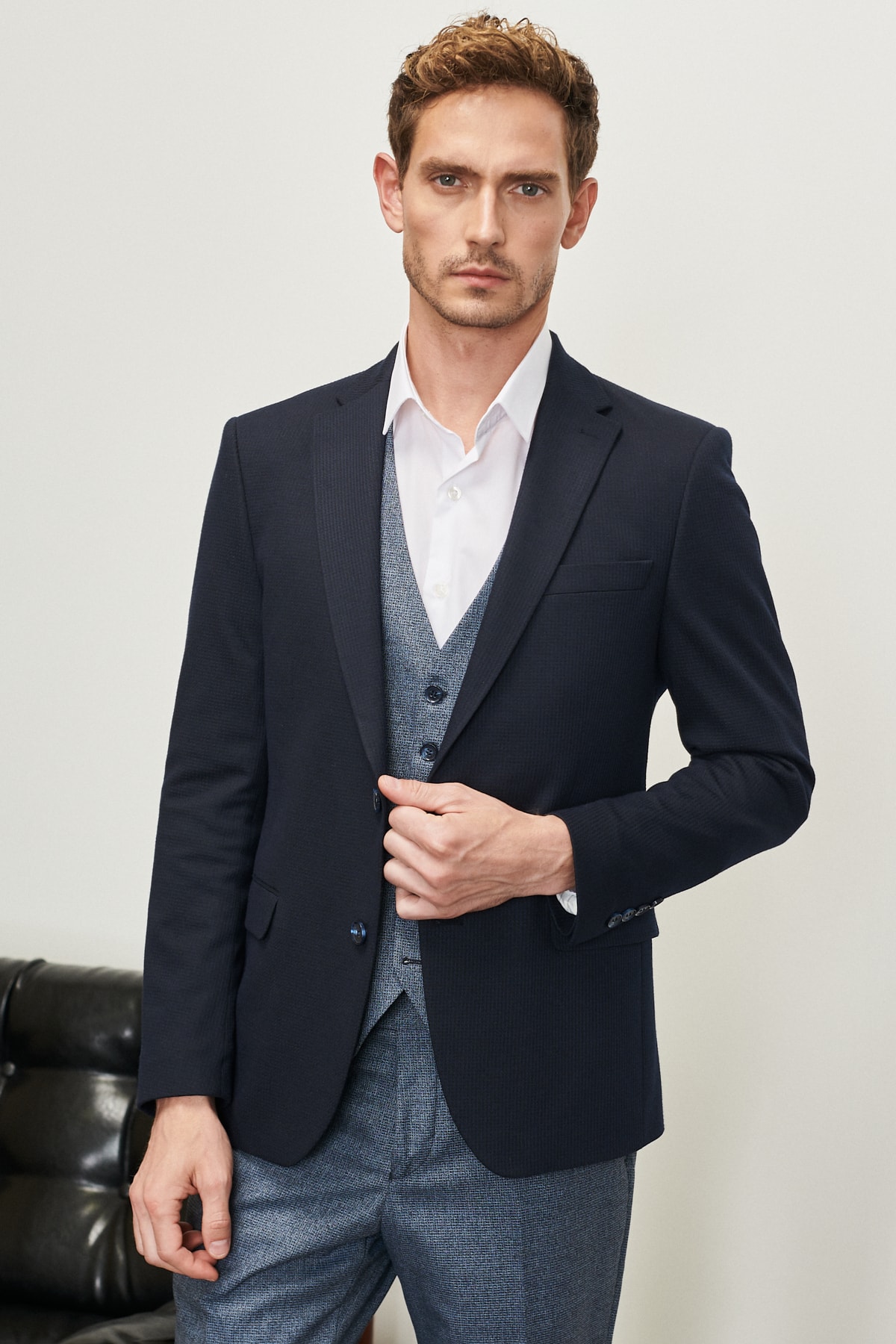 ALTINYILDIZ CLASSICS Men's Dark Navy Blue Slim Fit Slim Fit Mono Collar Plaid Patterned Vest Suit