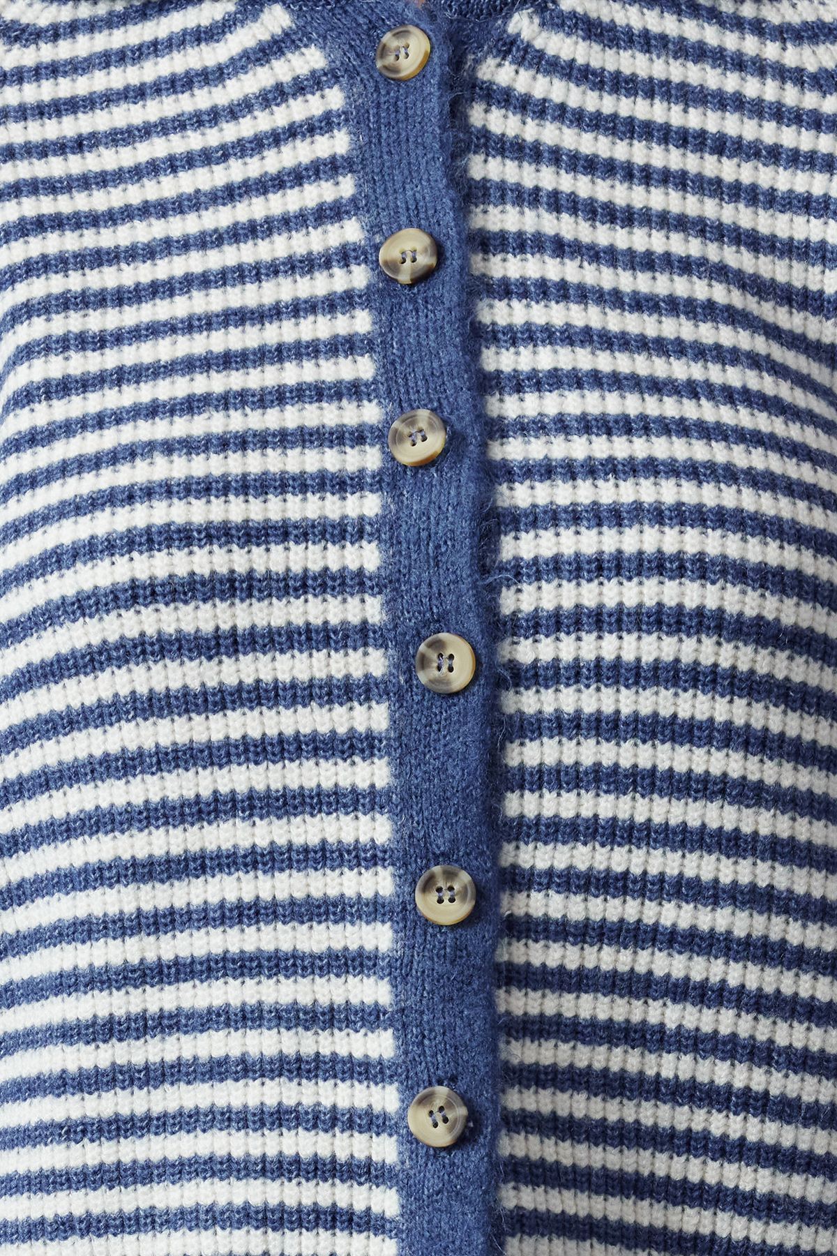 Trendyol Blue Soft Texture Color Block Knit Cardigan
