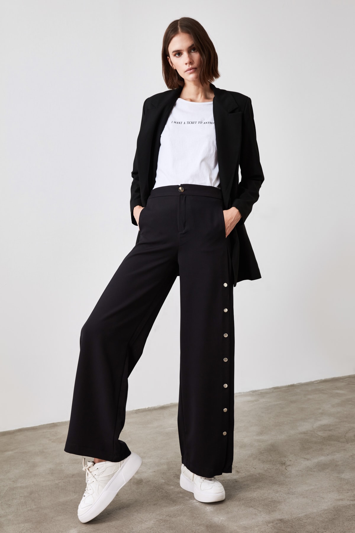 Pantaloni dama, Trendyol