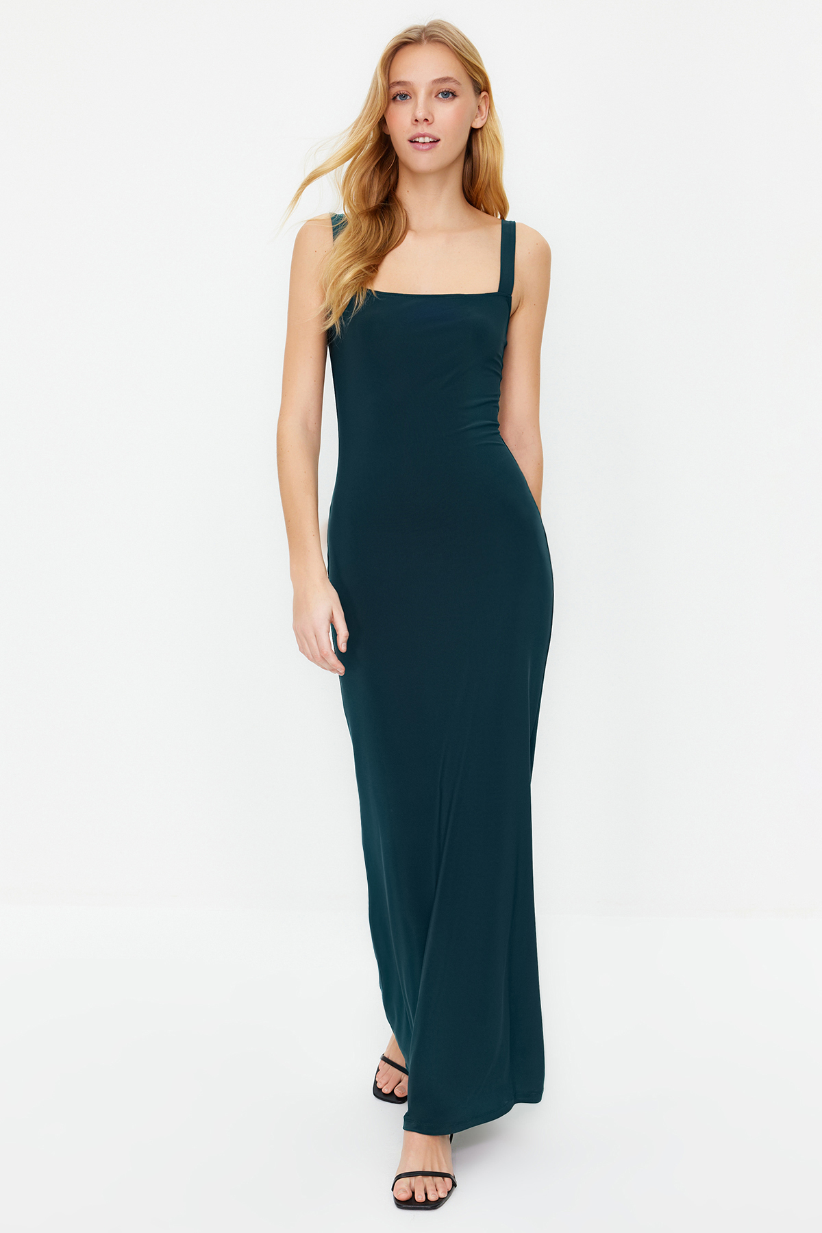 Levně Trendyol Emerald Green Thick Strap Fitted Maxi Stretchy Knitted Dress