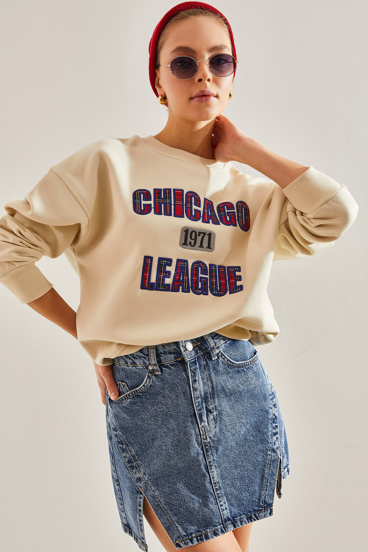 Levně Bianco Lucci Women's Chicago Printed Three Thread Raised Sweatshirt