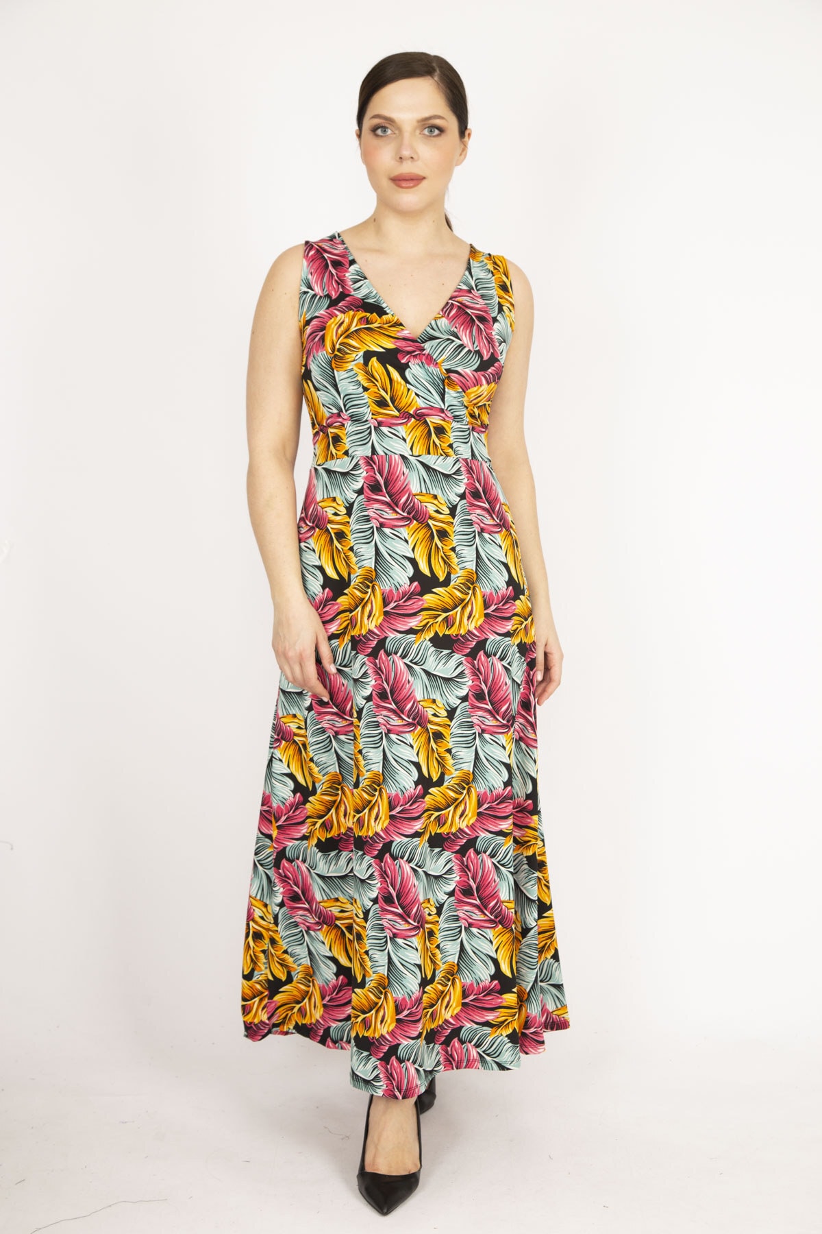Levně Şans Women's Colorful Plus Size Wrap Collar Colorful Long Dress