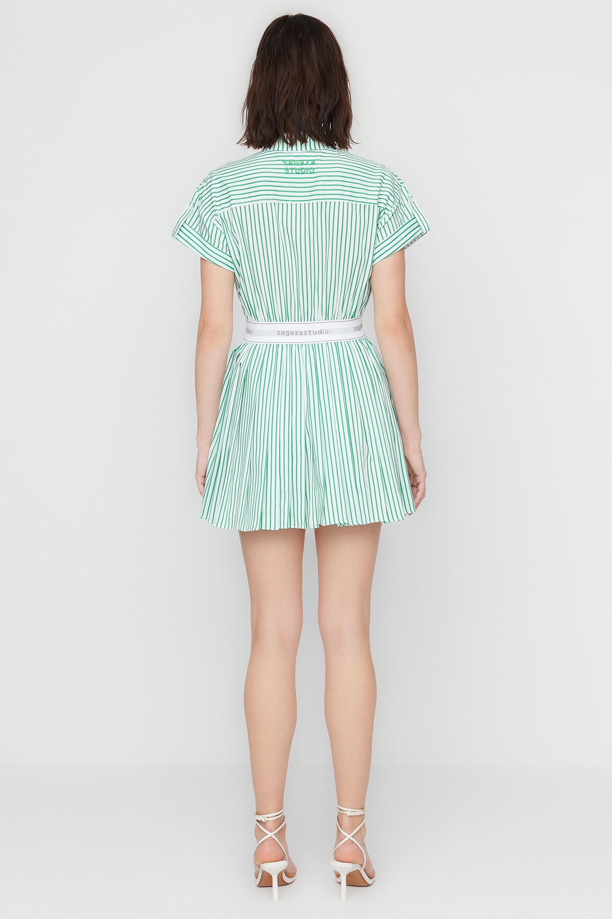 Trendyol X Sagaza Studio alb-verde elastic detaliat poplin rochie