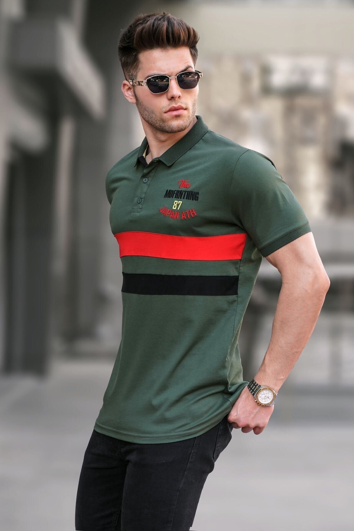 Levně Madmext Khaki Green Embroidery Polo Neck T-Shirt 5868