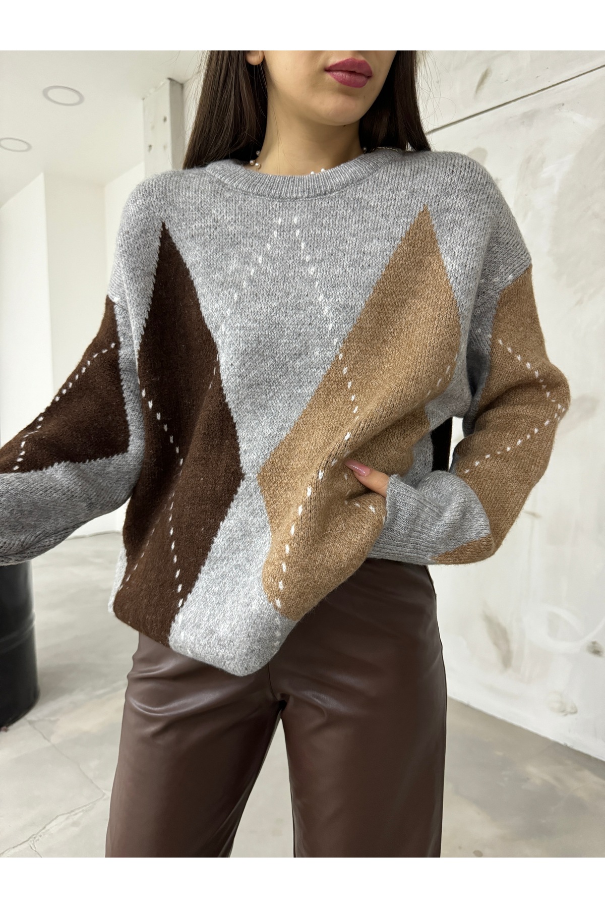 BİKELİFE Women's Diamond Pattern Oversize Sweater