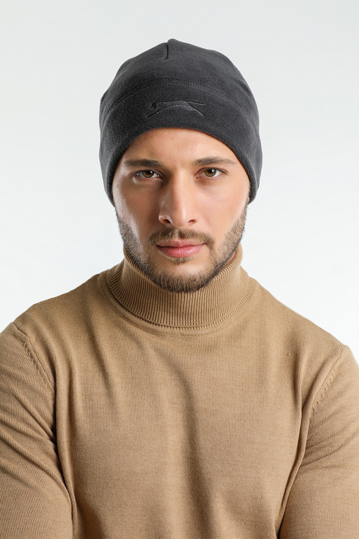 Slazenger Bent Polar Unisex Beret Anthracite