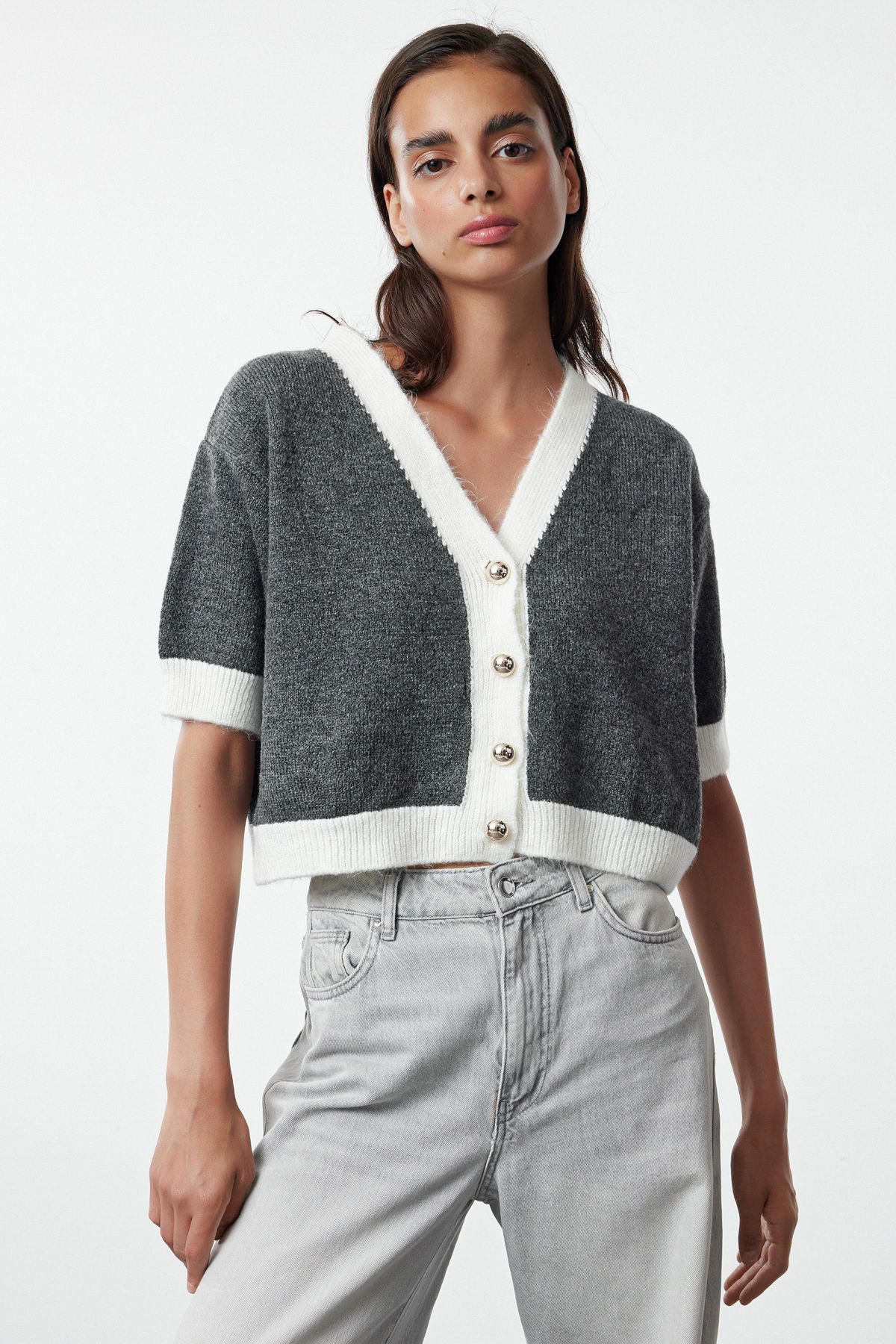 Trendyol Bone Soft Texture Crop Color Block Knit Cardigan