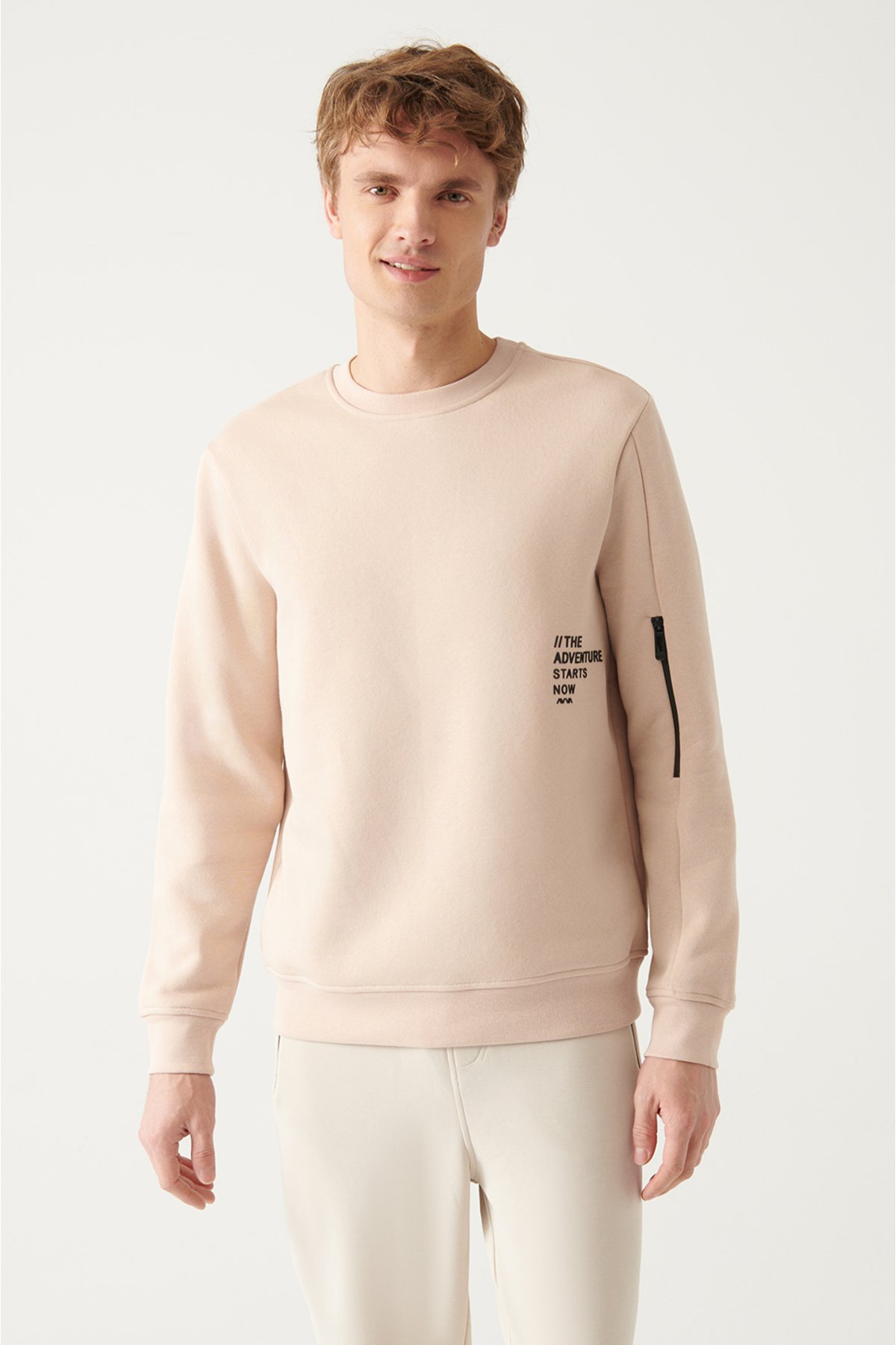 Levně Avva Men's Beige Crew Neck Printed Regular Fit Sweatshirt