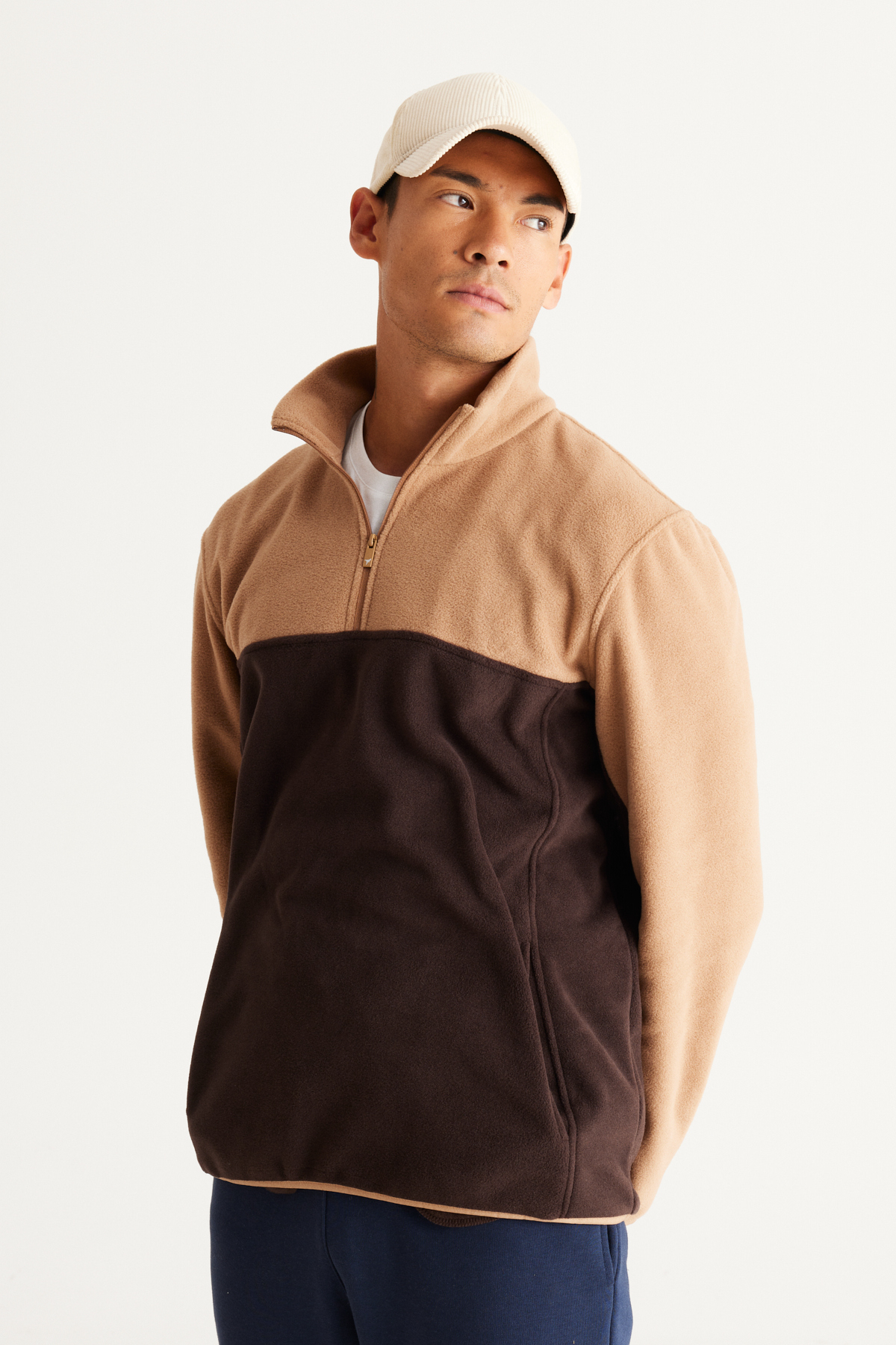 AC&Co / Altınyıldız Classics Men's Milky Brown-brown Standard Fit Normal Fit Daily Casual Two Color Fleece Sports Sweatshirt