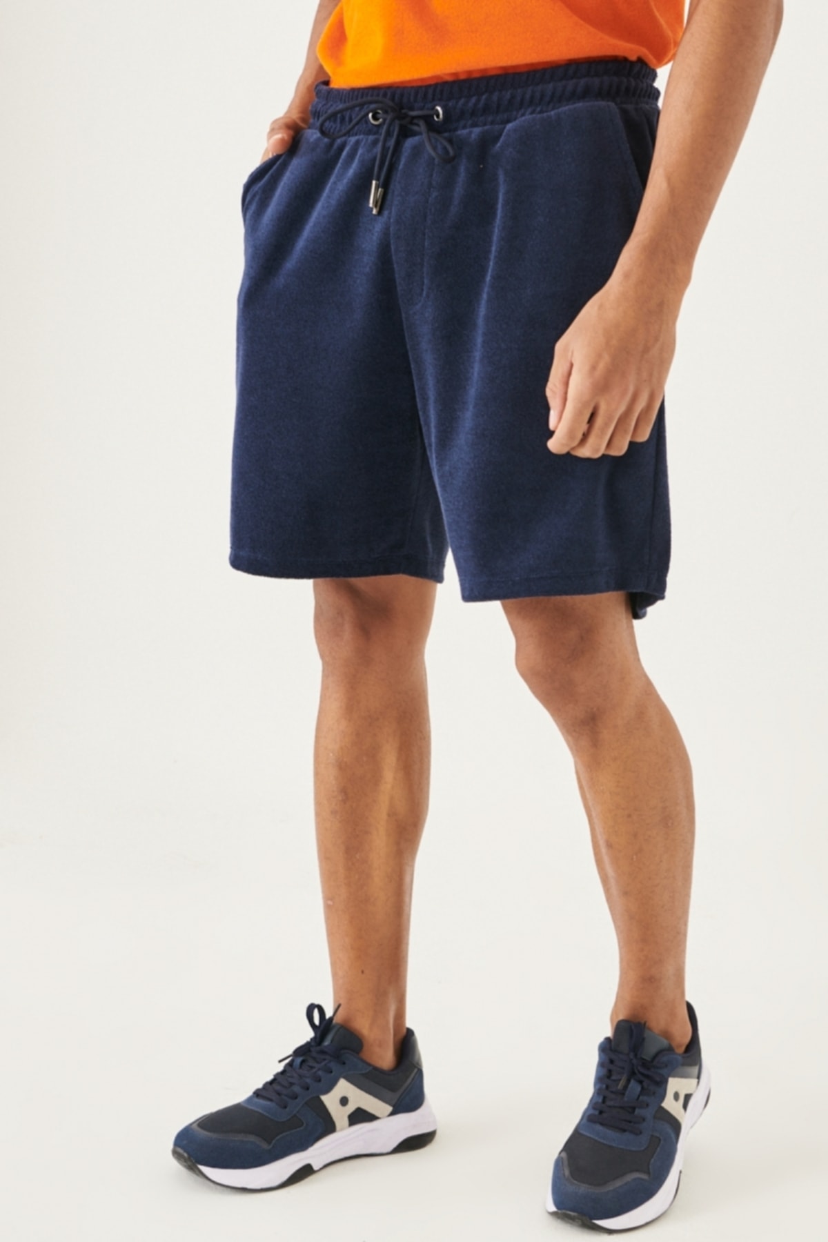 Levně ALTINYILDIZ CLASSICS Men's Navy Blue Standard Fit Regular Fit Towel Shorts